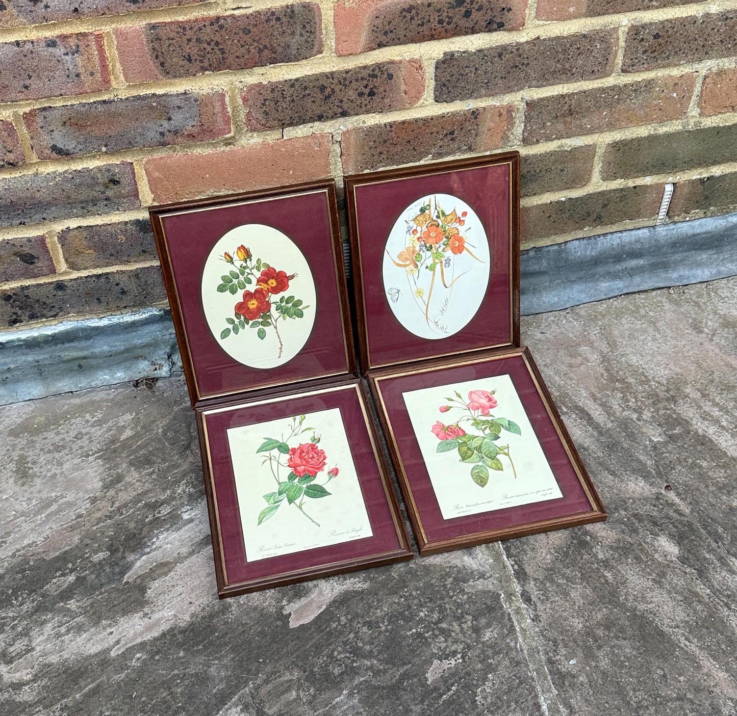 four vintage wooden glazed small frame matching vintage frames