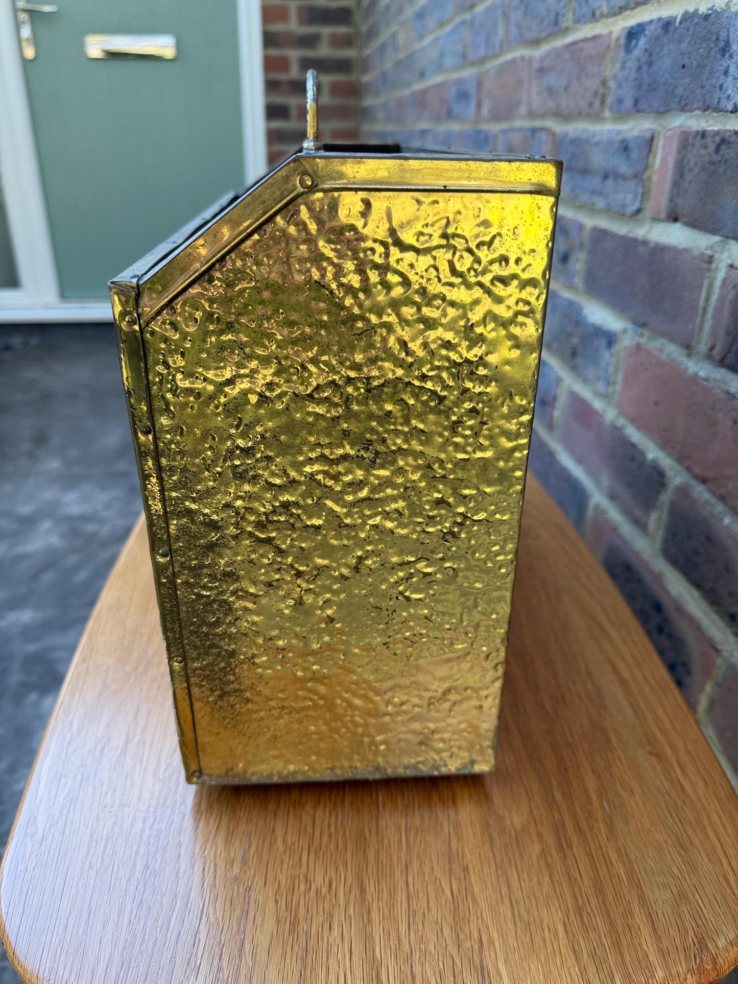 Vintage Mid-Century Brass Medieval Style Magazine Rack – Medieval Tavern Style Decor for Classic Charm