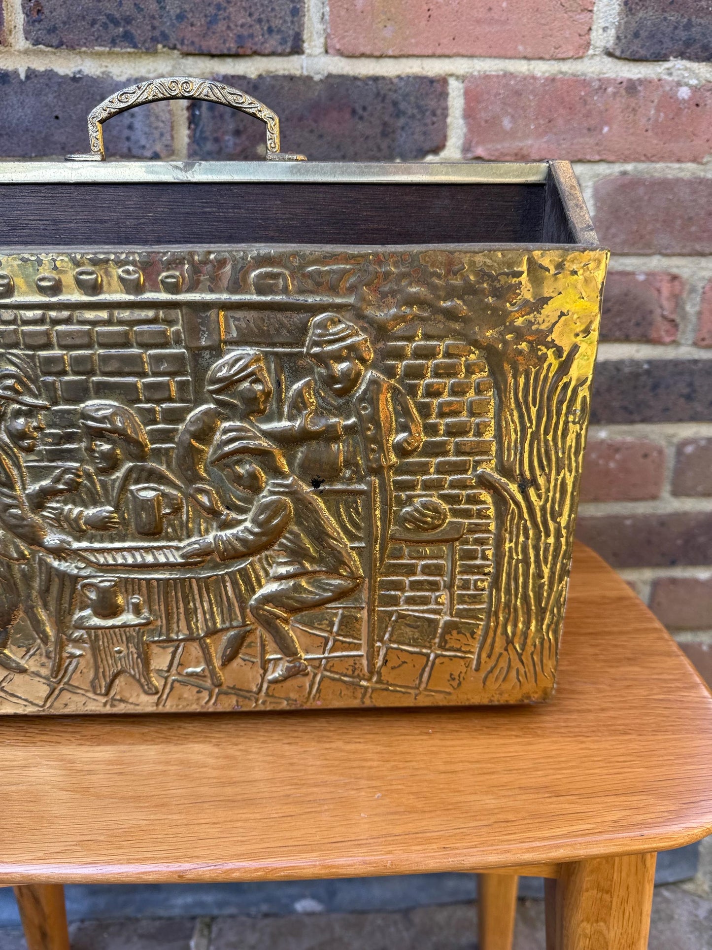 Vintage Mid-Century Brass Medieval Style Magazine Rack – Medieval Tavern Style Decor for Classic Charm