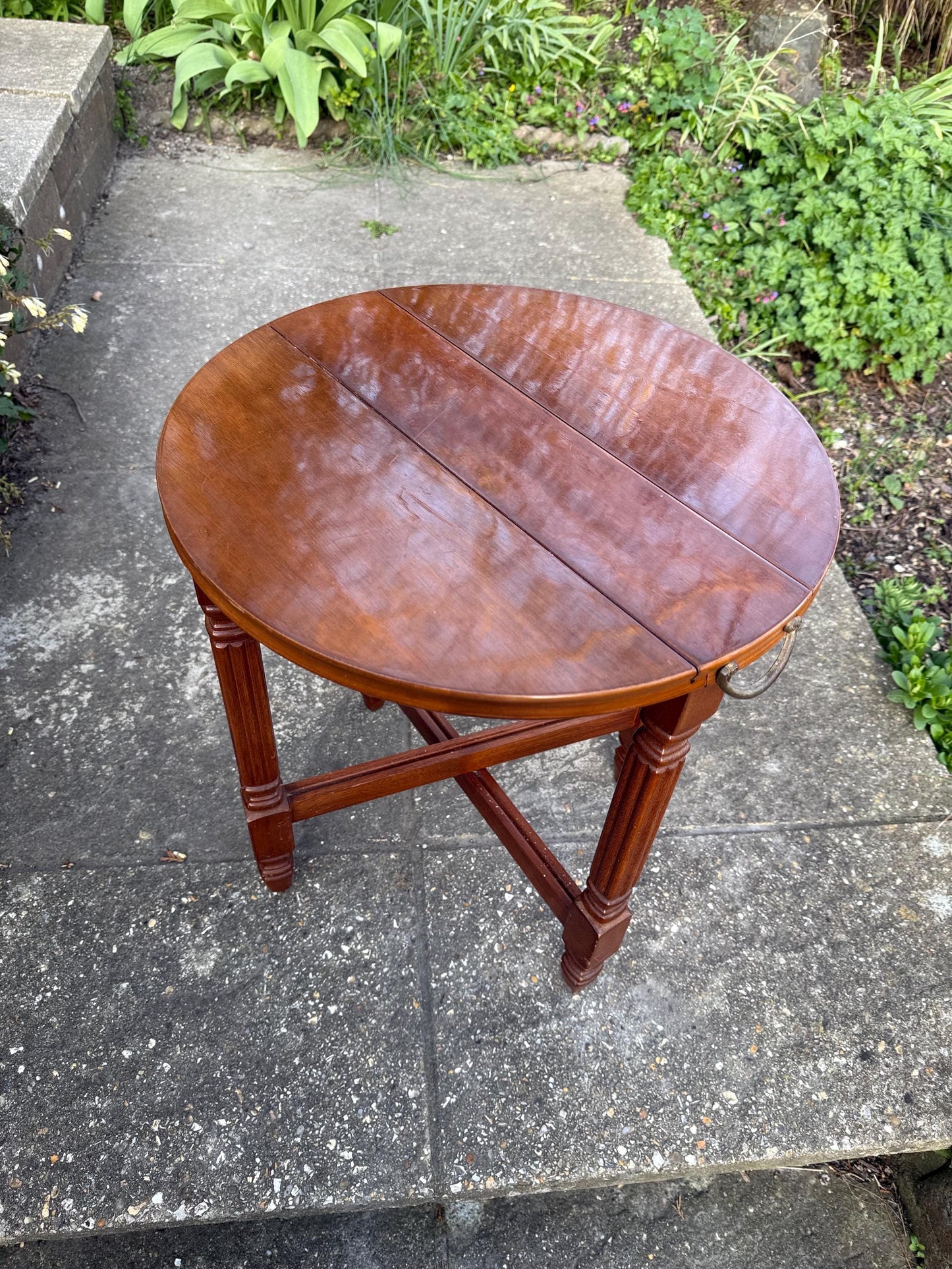 Classic vintage fold up wooden table, end table, coffee table, plant stand - 1980s