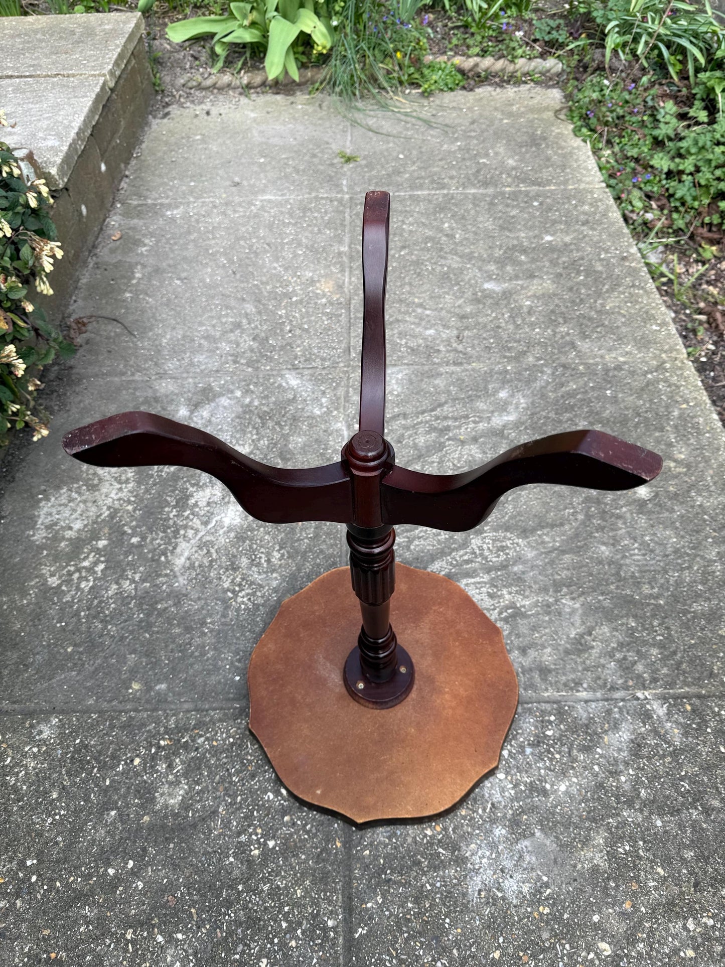 Classic Vintage Wine or Lamp Table with green leatherette top (end table, coffee table), vintage wooden wine table, faux leather top