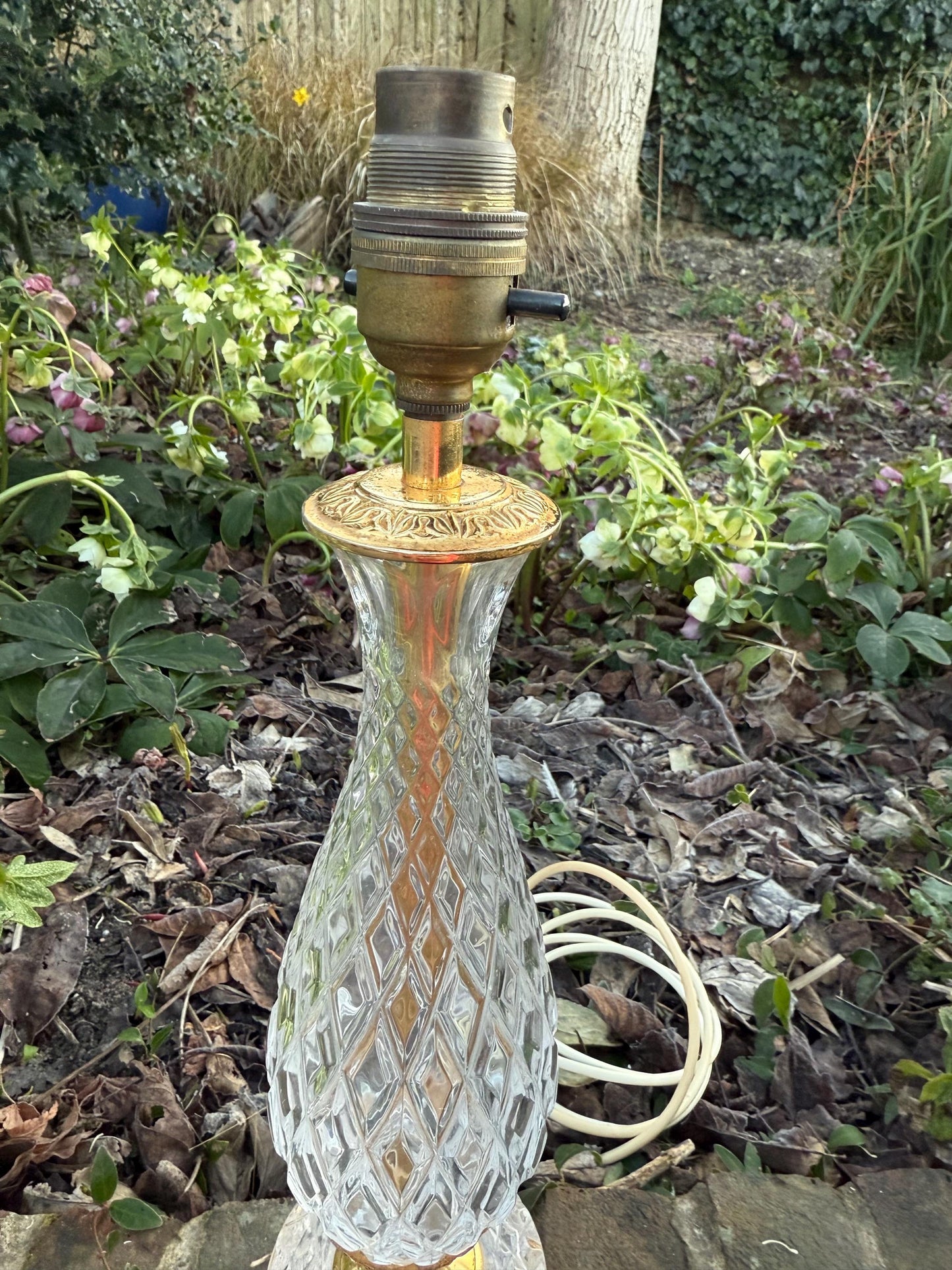 Rare mid-century Cut Glass and Metal vintage tall table lamp, Hollywood Regency Style, 44cm tall