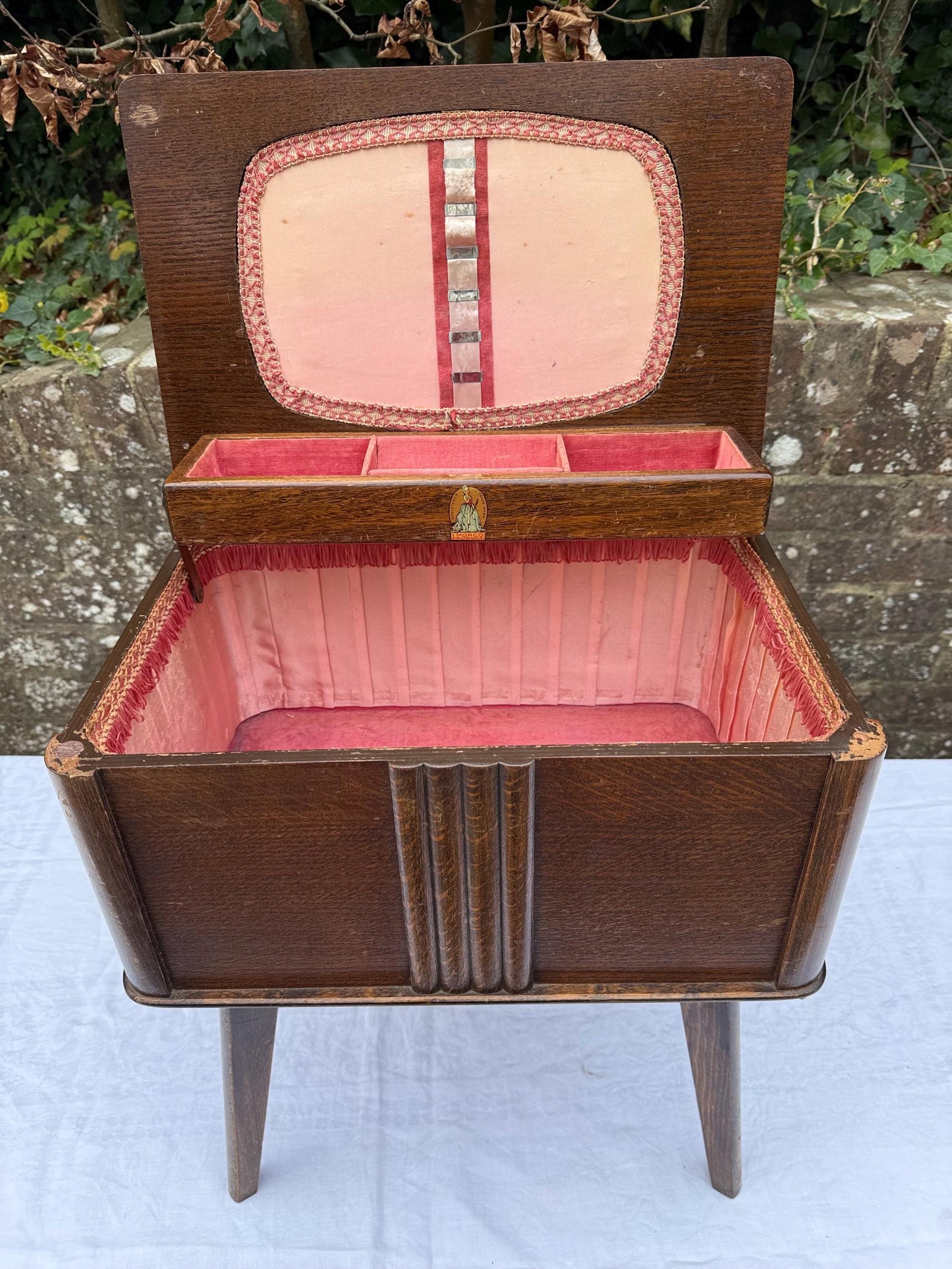 Vintage Sewing Box, wooden vintage work box, made by Morco in the 1940s-50s, pink and velvet satin lining; labelled.