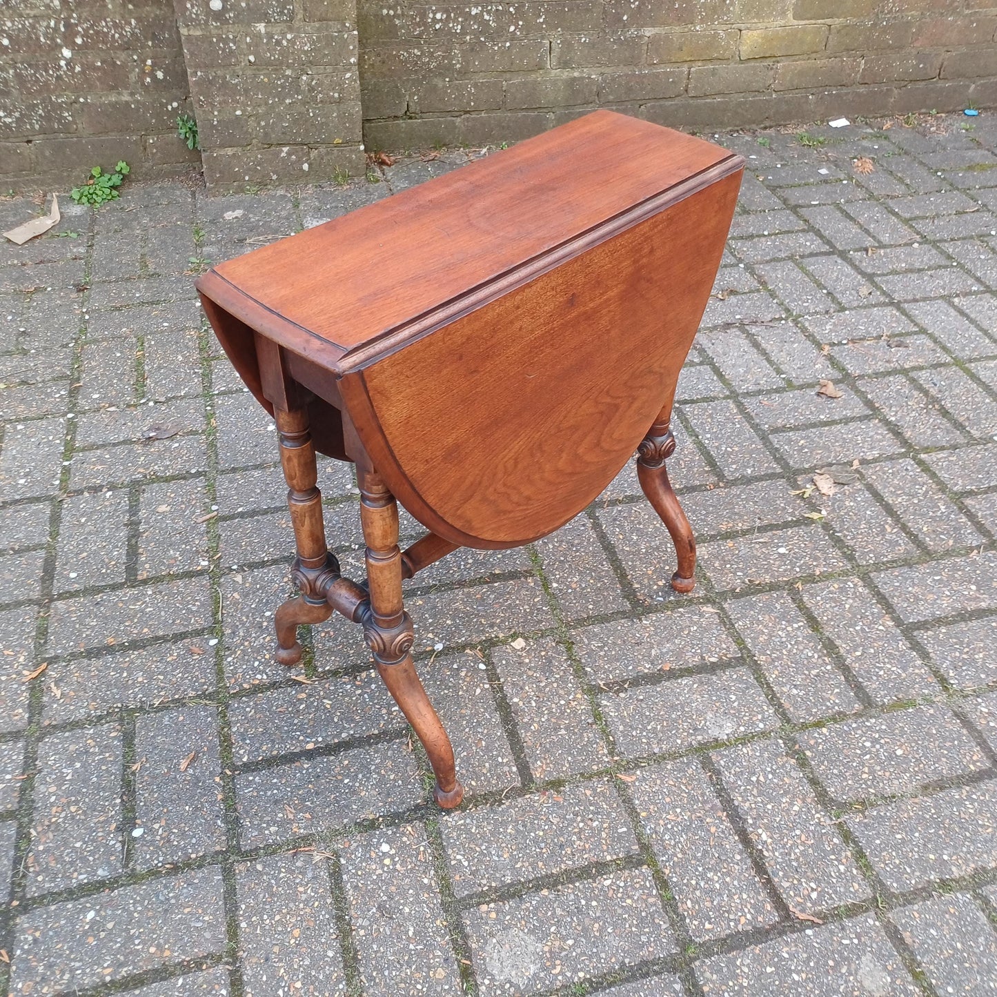 Antique Mahogany Drop-Leaf Table Victorian Style Sutherland or Pembroke Side Table
