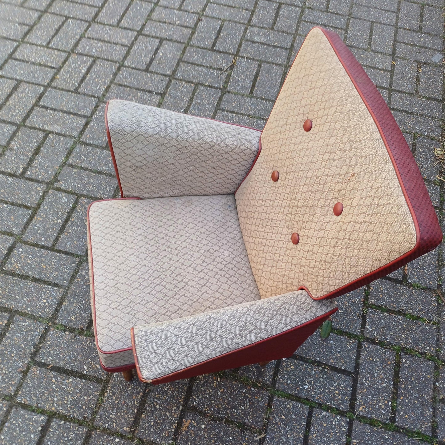 Quirky Retro Mid-Century Modern Wingback Armchair Red & Cream Vinyl Upholstery, Wooden Legs