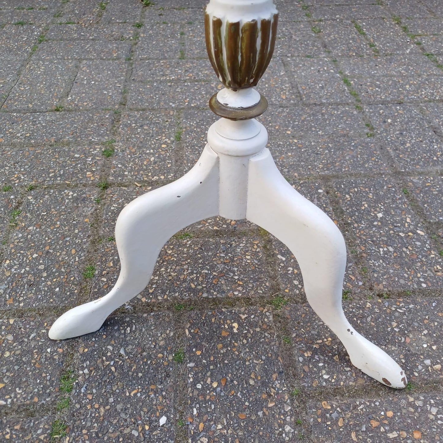 Superb vintage painted white/cream and gold wine table, side table, vintage wooden table, lamp table - white with gold accents