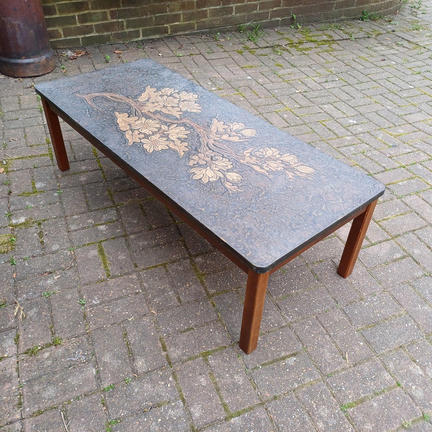 Huge Mid-Century Retro Sculpted Coffee Table 1970s Floral Relief Top Brutalist Art Nouveau Style Gold Bronze Resin FREE HAND Delivery