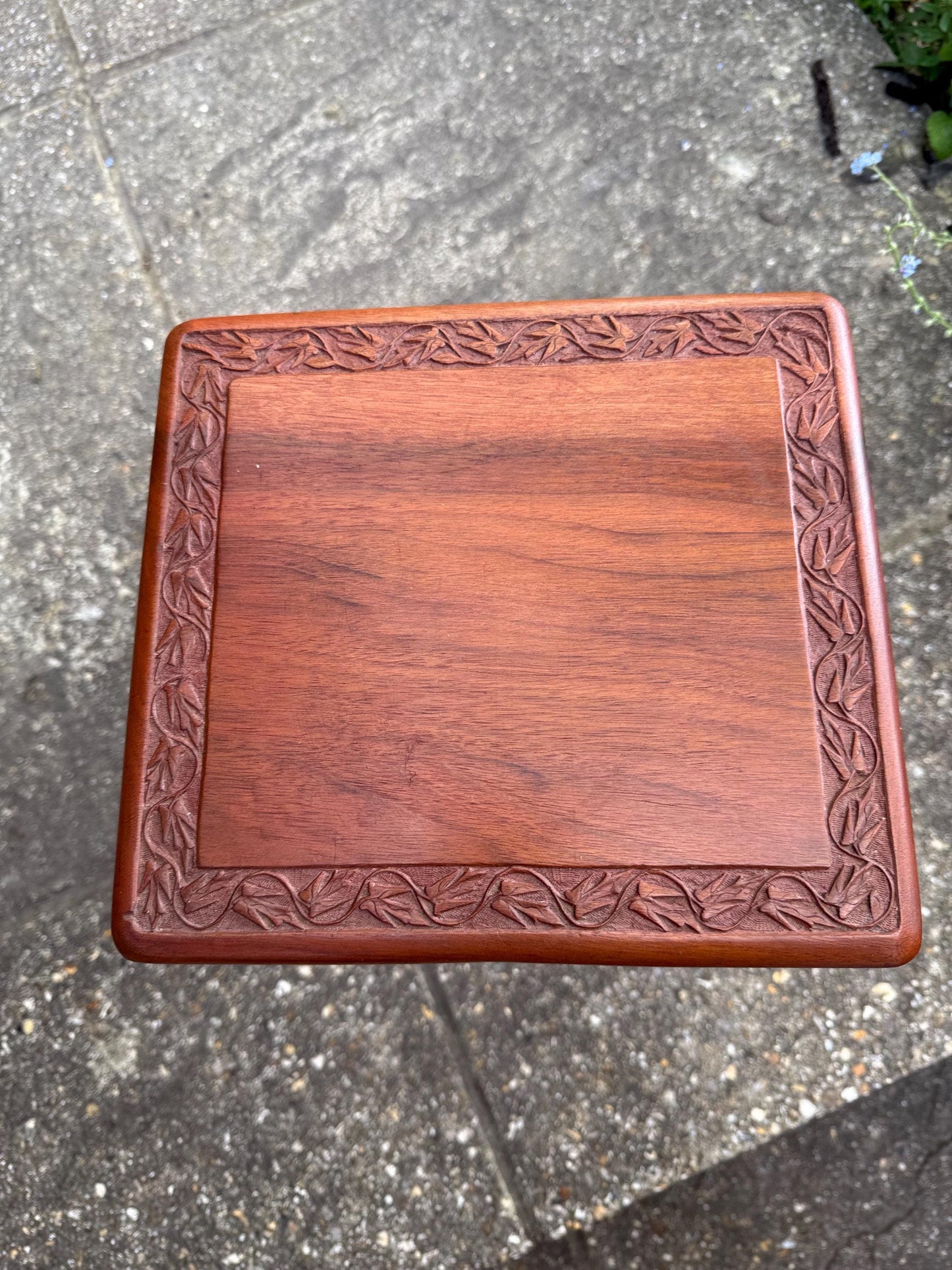 Vintage hand carved side table, leaf border accent, storage drawer, 1950s small wooden table or plant stand, occasional small table