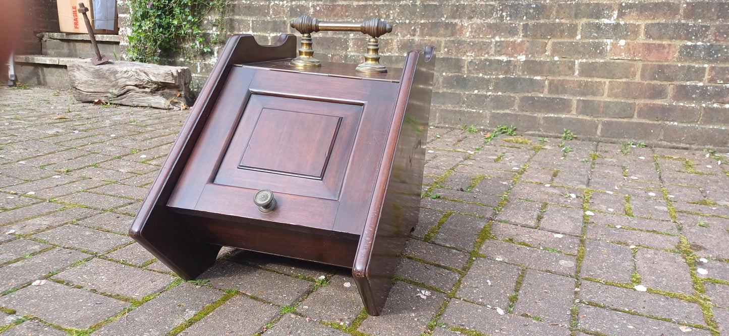 Large Antique Edwardian Mahogany Coal Scuttle With Brass Handle & Metal Liner Vintage Fireside Box Fireplace Bin Kindling Wood Fuel Storage.