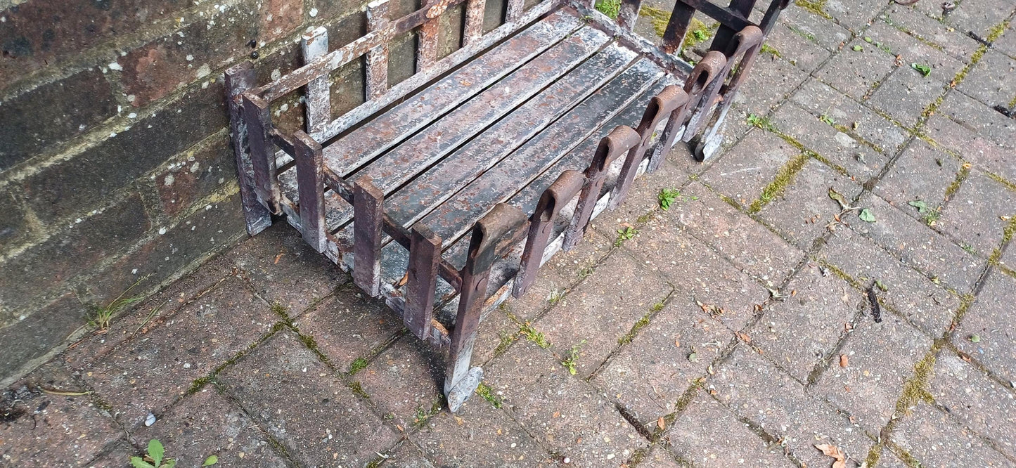 Very Large Antique Cast Iron Fire Grate English Hearth Basket Rustic Fireplace Insert Vintage Iron Fire Basket FREE HAND Delivery