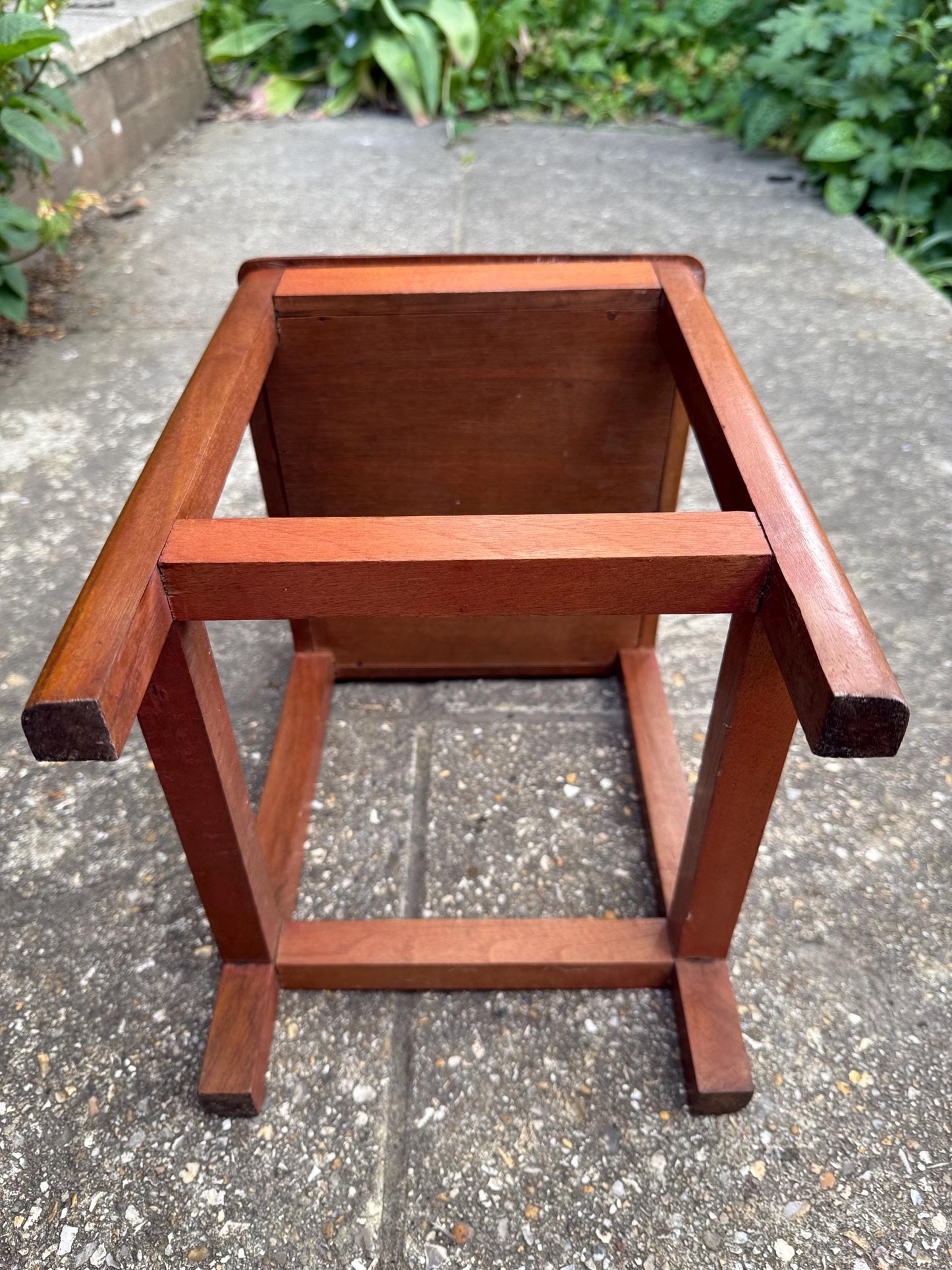 Vintage hand carved side table, leaf border accent, storage drawer, 1950s small wooden table or plant stand, occasional small table
