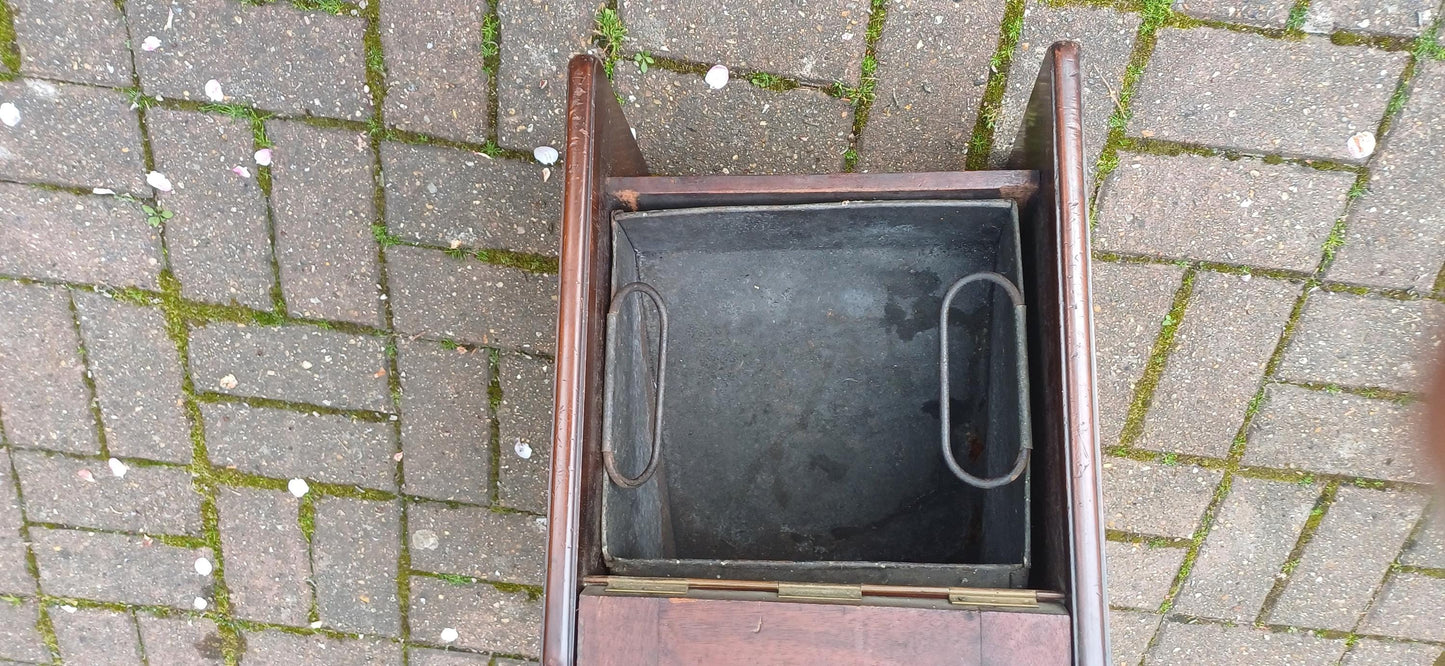 Large Antique Edwardian Mahogany Coal Scuttle With Brass Handle & Metal Liner Vintage Fireside Box Fireplace Bin Kindling Wood Fuel Storage.