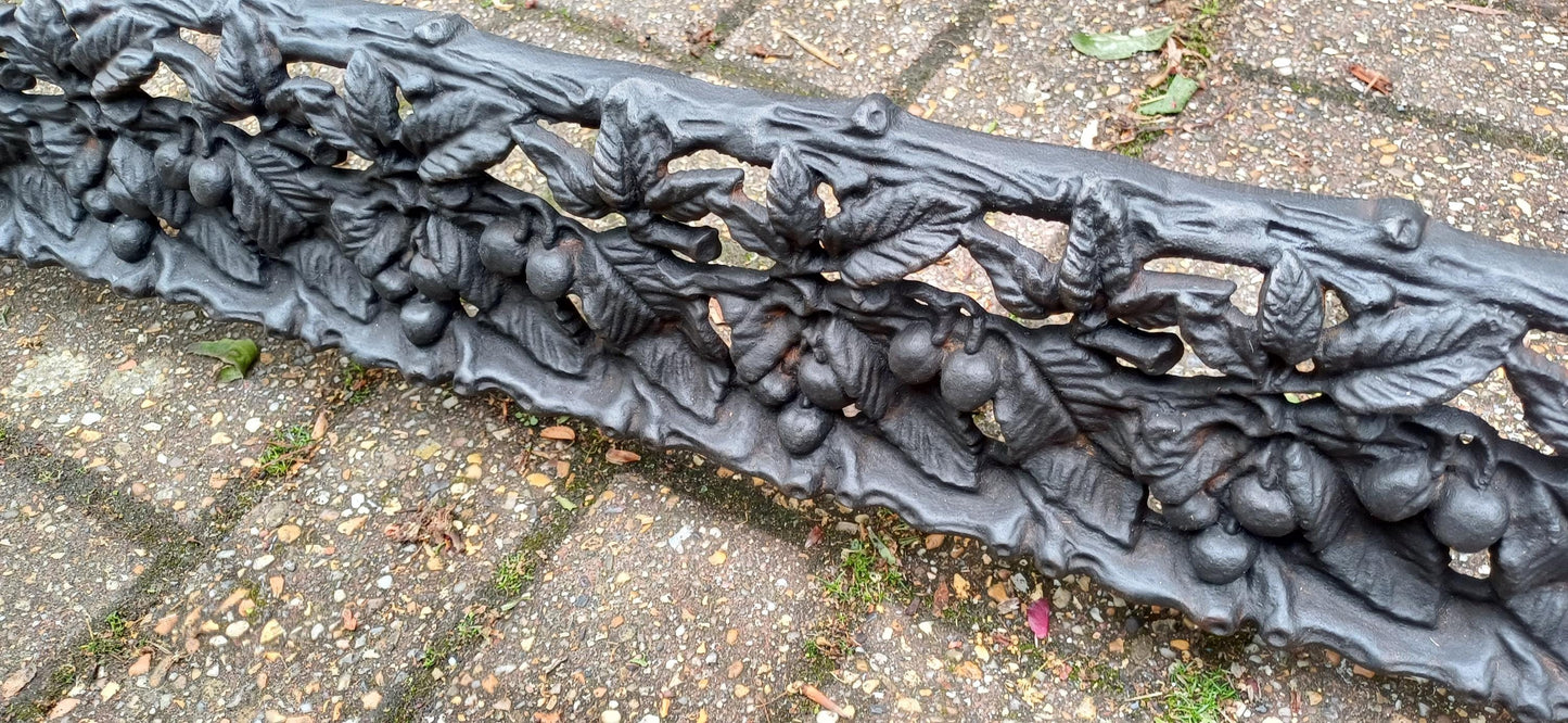 Antique Cast Iron Fire Fender with Fruit and Foliage Motif – Ornate Victorian Fireplace Guard Vintage Hearth Surround FREE HAND Delivery