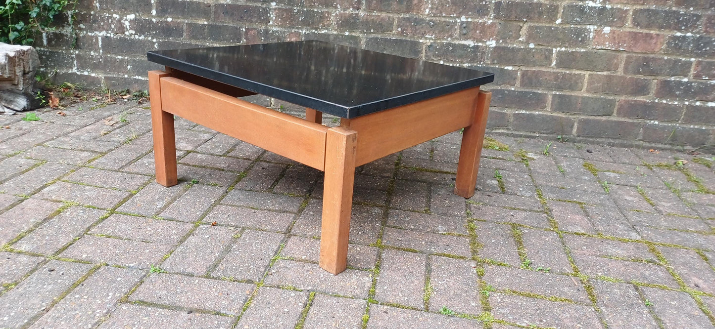 Vintage Mid Century Modern Coffee Table – Black Top & Solid Wood Base – Scandinavian Style Retro 60s 70s Living Room Furniture