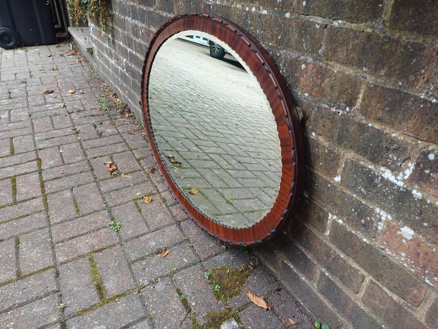 Massive Antique Oval Wall Mirror with Rich Mahogany Wood Frame & Scalloped Design Vintage Statement Mirror 97 x 68 cm FREE HAND Delivery