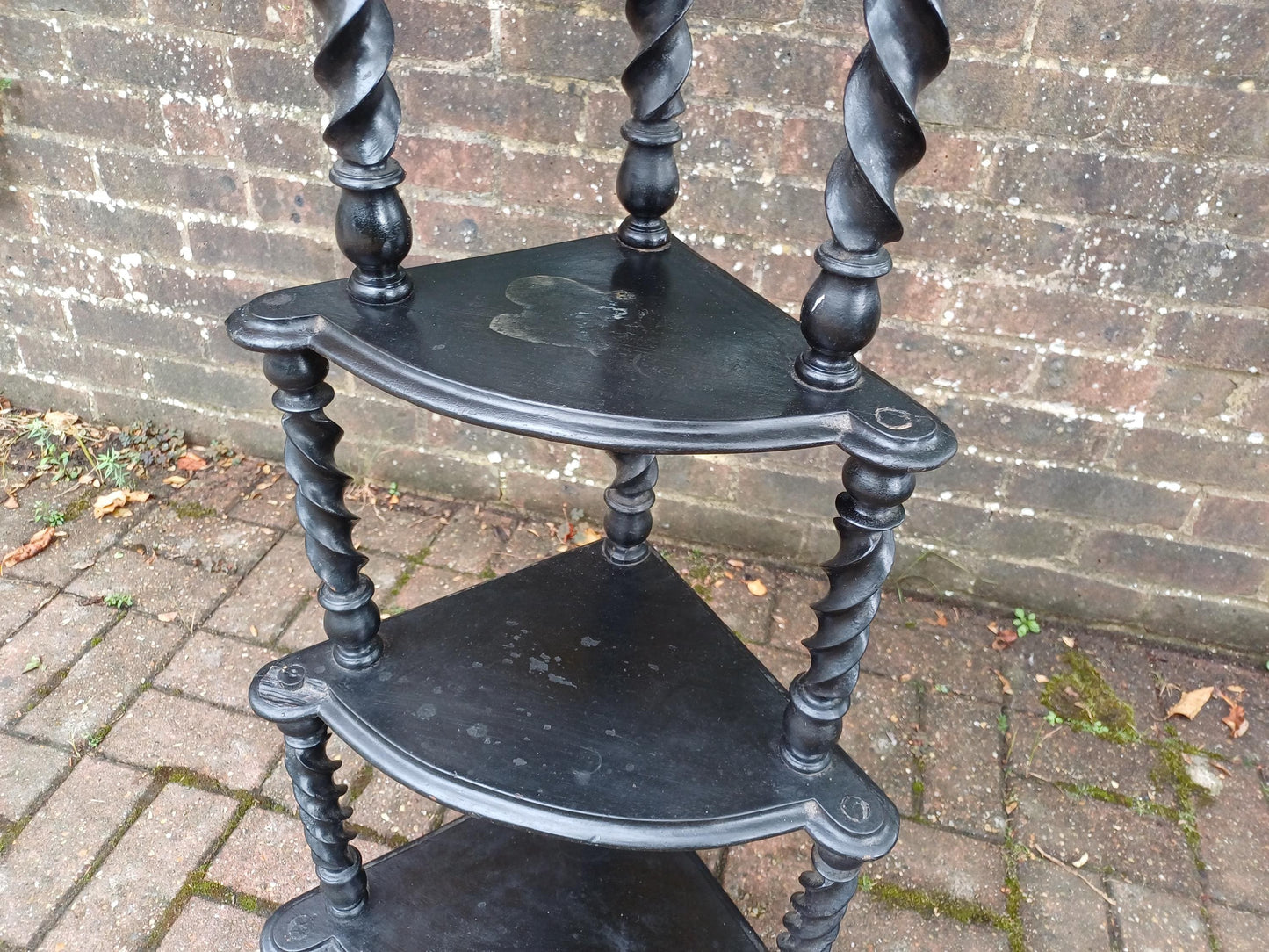 Antique Black Lacquered Effect Corner Étagère with Barley Twist Legs 4 Tier Victorian Gothic Display Shelf Unit Ornate Carved Top Wot Not