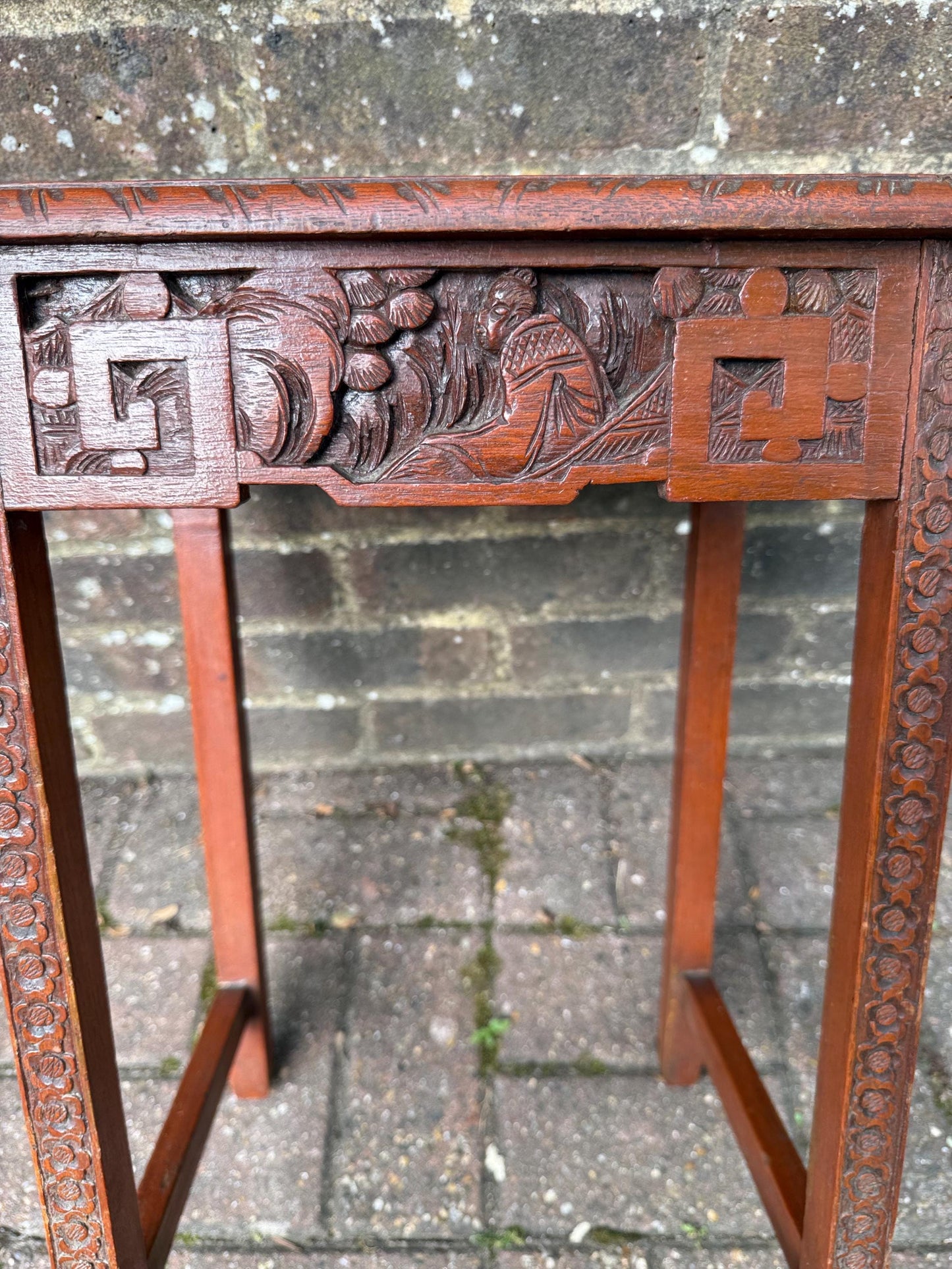 Small Vintage Chinese Carved Hardwood Side Table Plant Stand – Oriental Decorative Furniture with Floral & Geometric Detailing, plant table