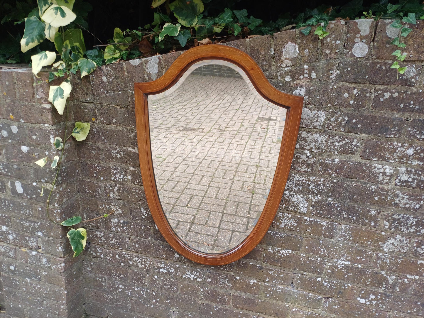 Vintage 1920s Shield Shaped Wall Mirror – Elegant Bevelled Glass & Inlaid Wood Frame – Former Early 20th Century Dressing Table Mirror