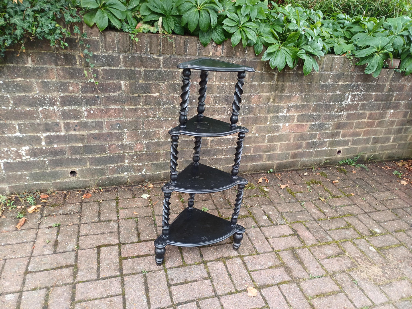 Antique Black Lacquered Effect Corner Étagère with Barley Twist Legs 4 Tier Victorian Gothic Display Shelf Unit Ornate Carved Top Wot Not