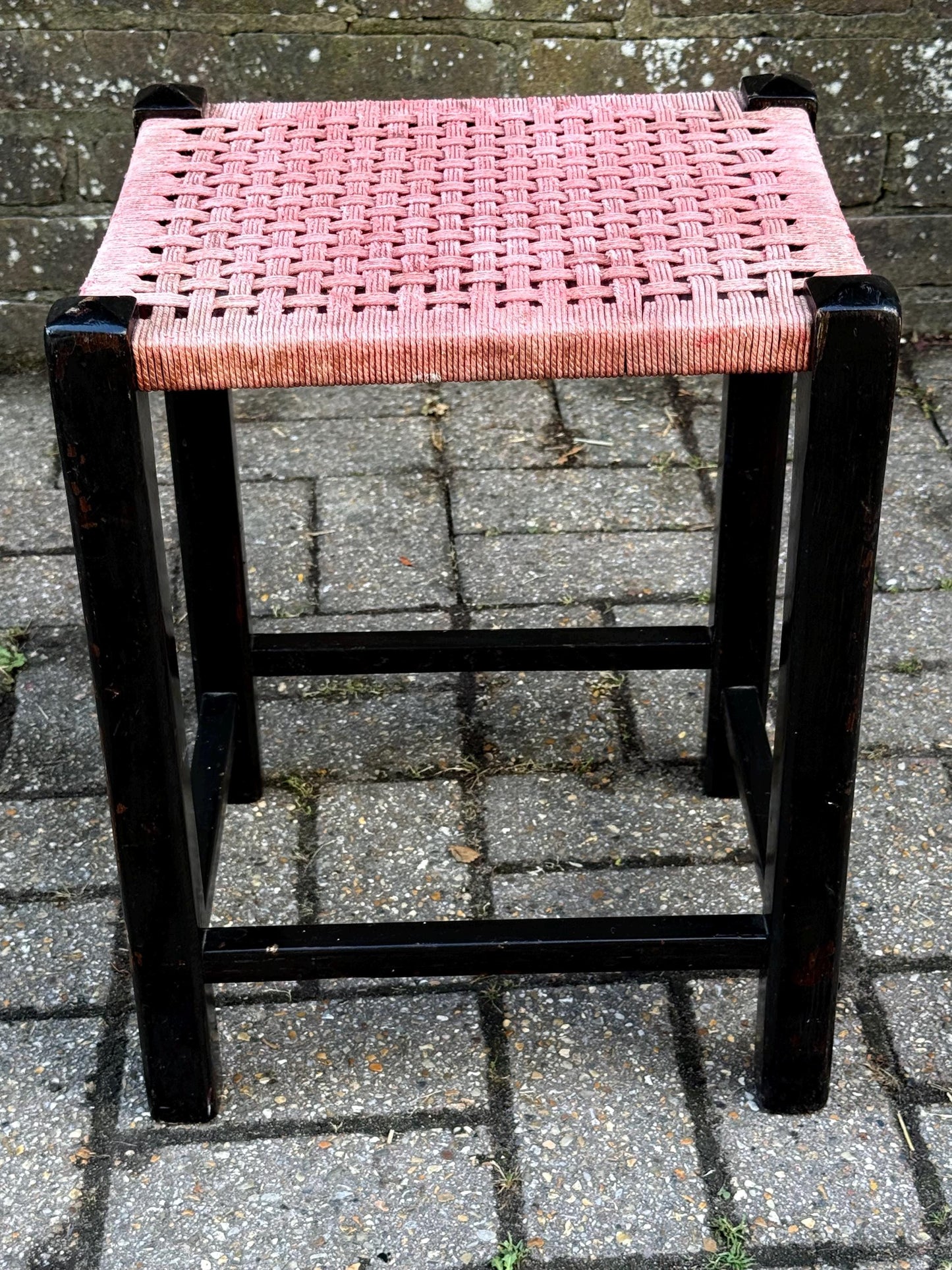 Vintage Mid Century Woven Stool – Black Wood Frame with Pink Cord Seat – Retro Side Table, Plant Stand, Boho Decor
