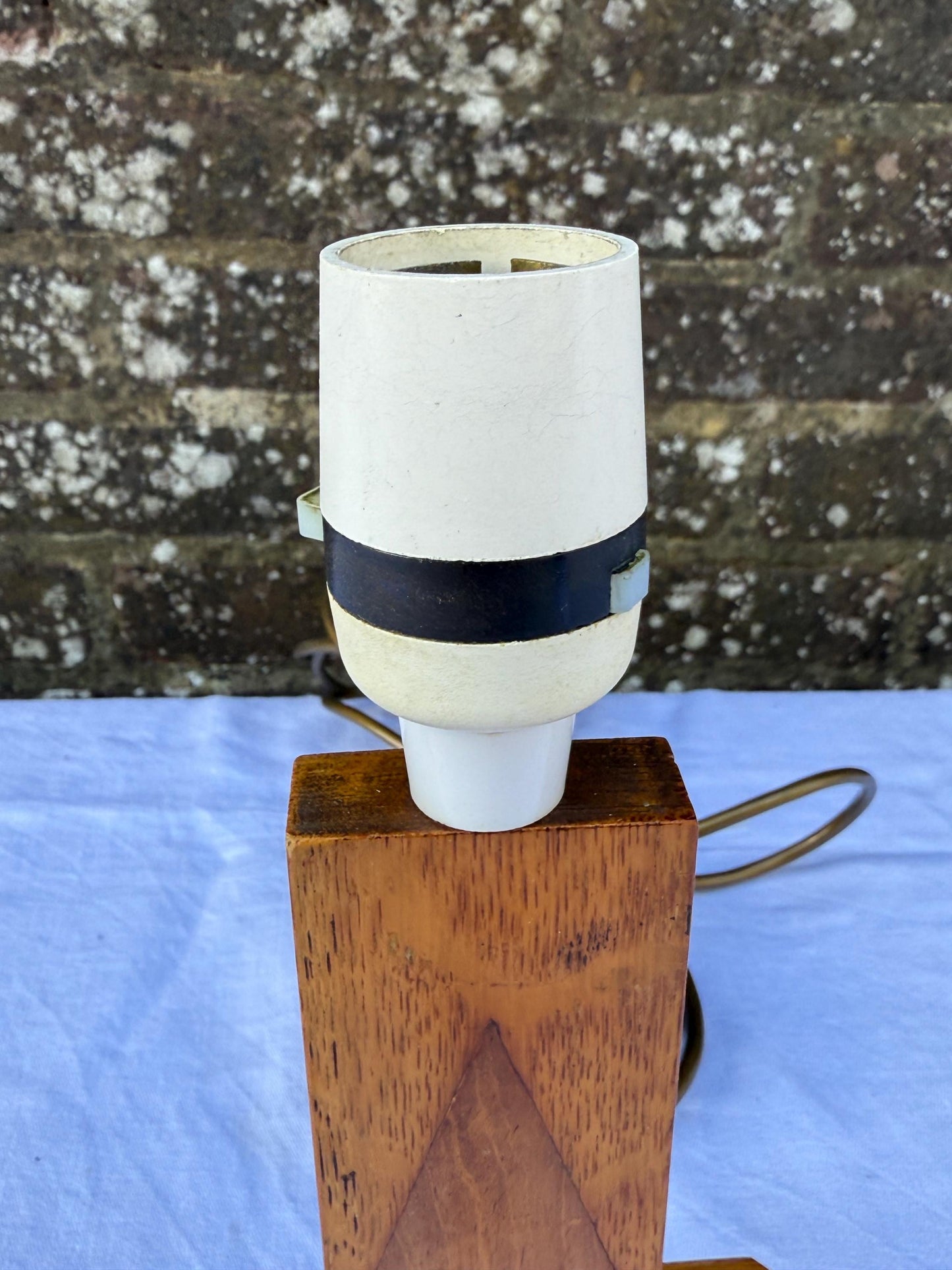 Unique Vintage Mid-Century Modern Wooden Table Lamp with Geometric Inlay and Retro Oak Base – Minimalist Midcentury Lighting, working