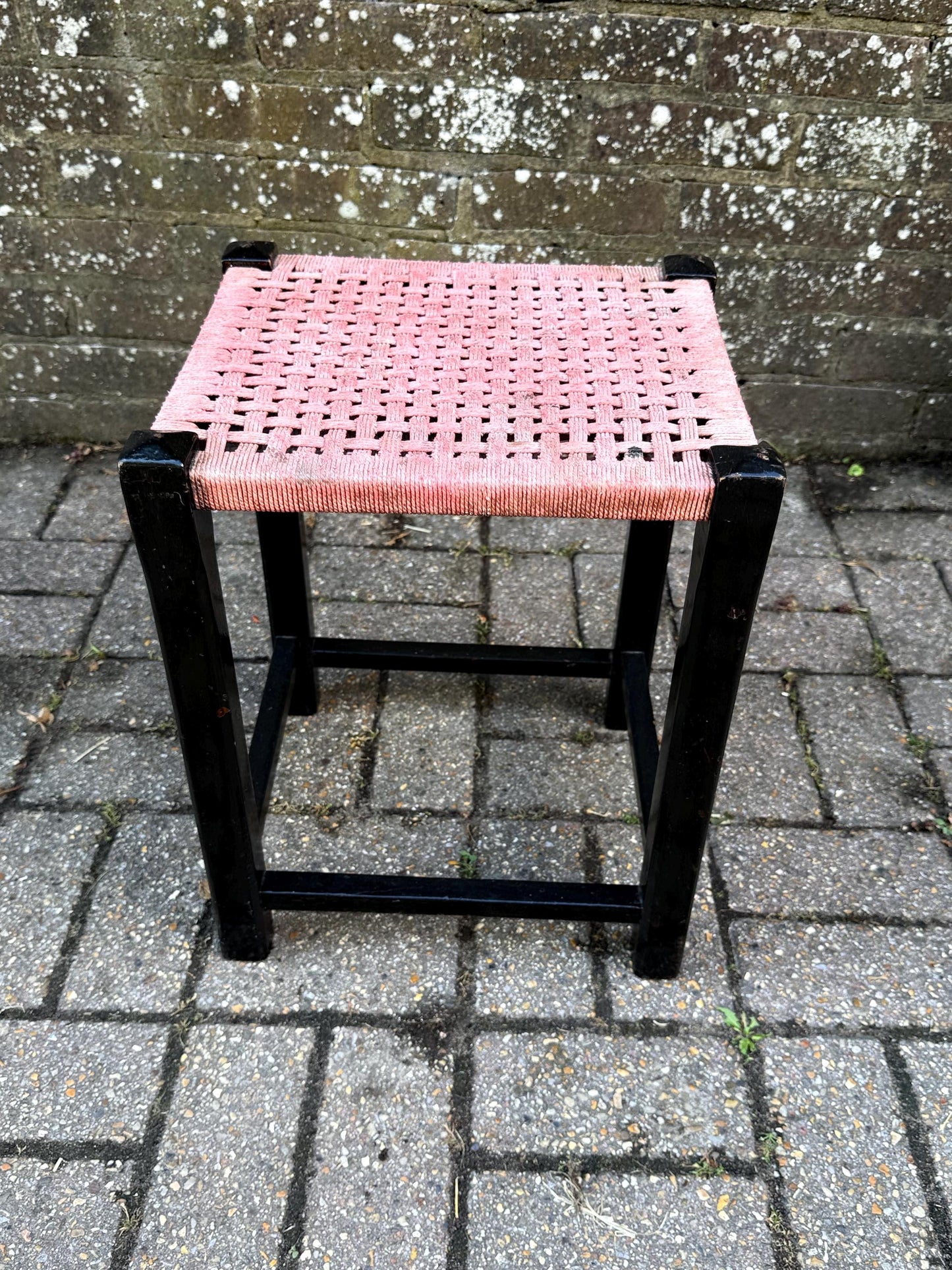 Vintage Mid Century Woven Stool – Black Wood Frame with Pink Cord Seat – Retro Side Table, Plant Stand, Boho Decor