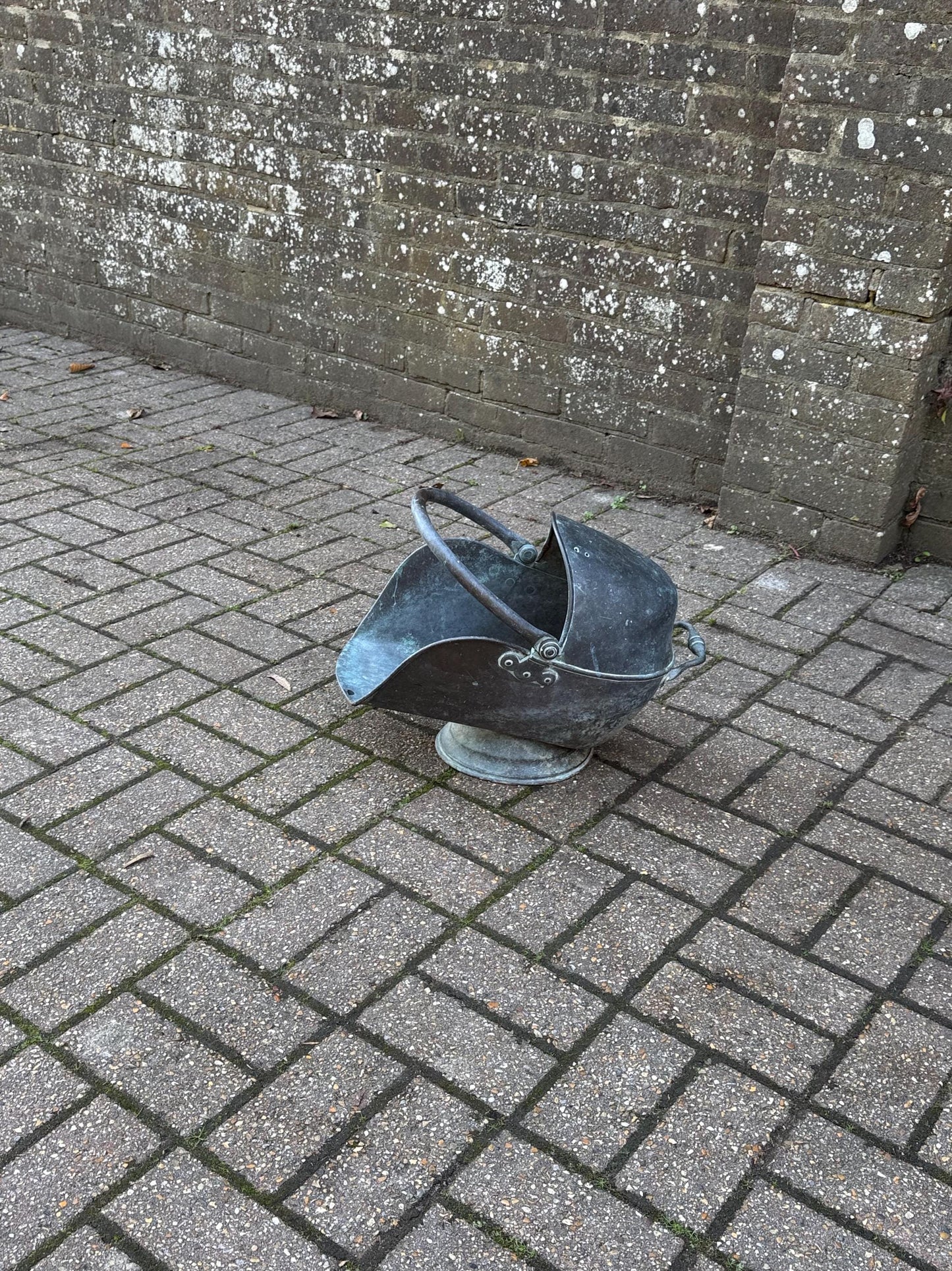 Antique Victorian Copper and Brass Coal Scuttle – 19th Century English Fireside Log Holder, Antique coal bucket, Vintage Planter