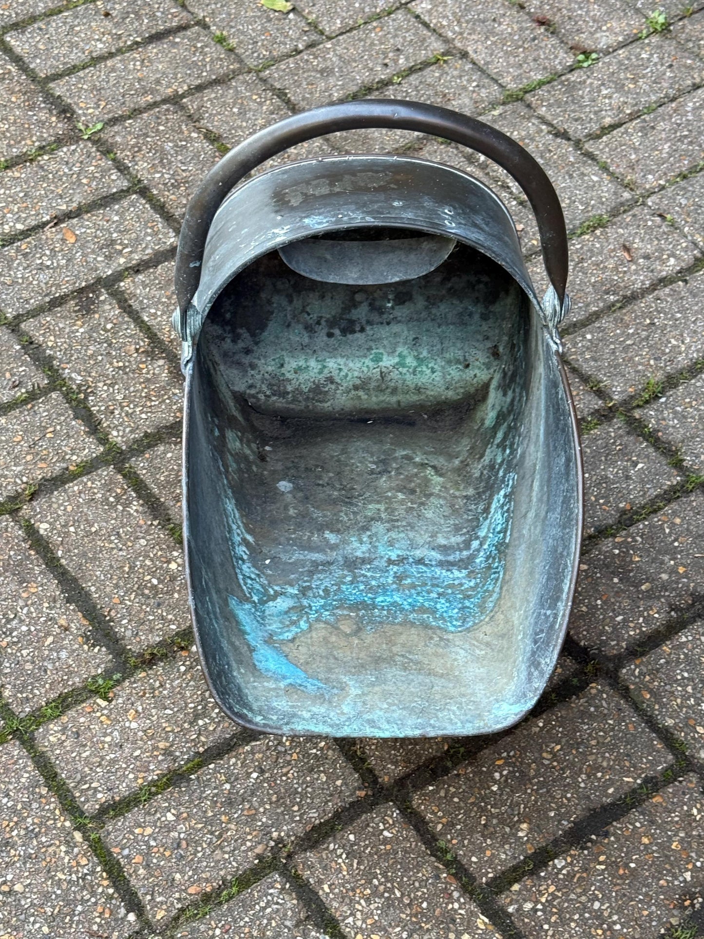Antique Victorian Copper Coal Scuttle with Brass Handles – 19th Century English Fireside Bucket / Vintage Patinated Copper Planter