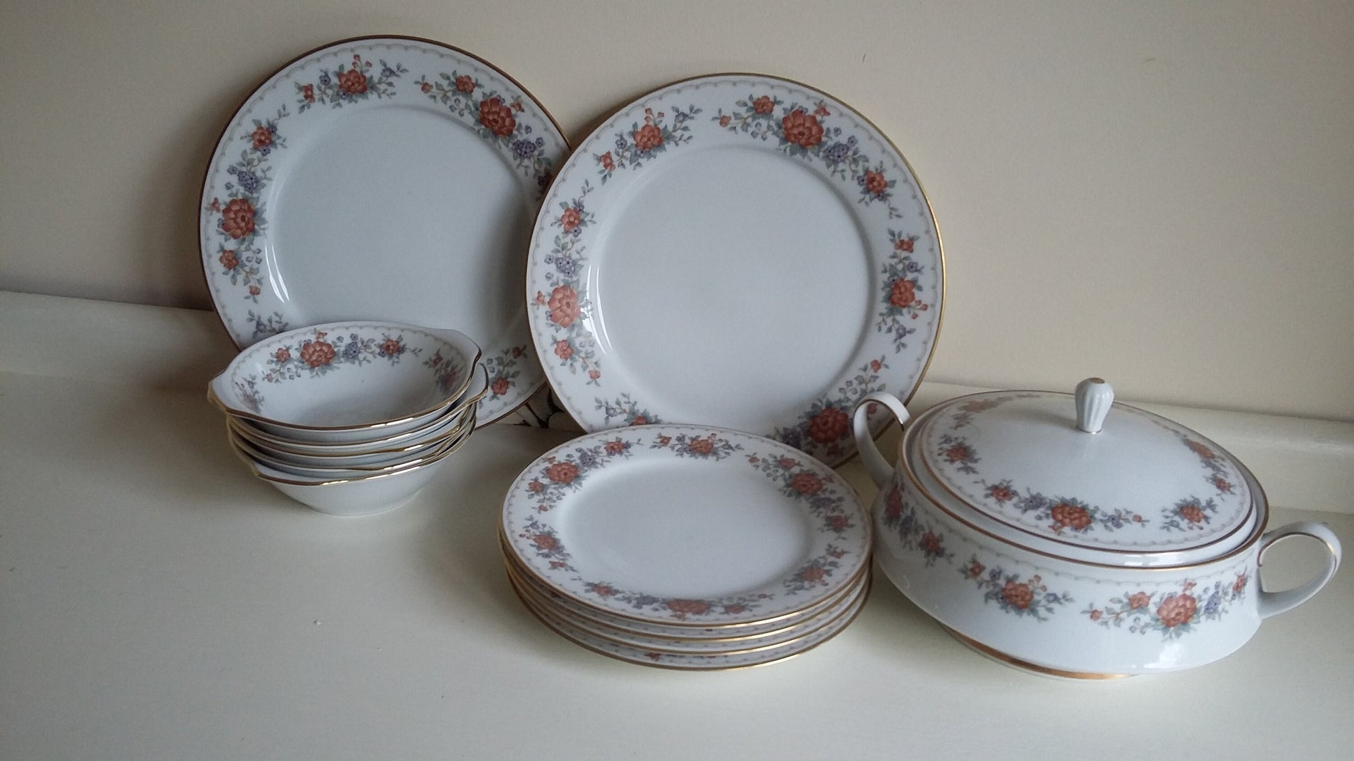 Noritake Bone China Tremont Dinner Part Dinner Service For Two