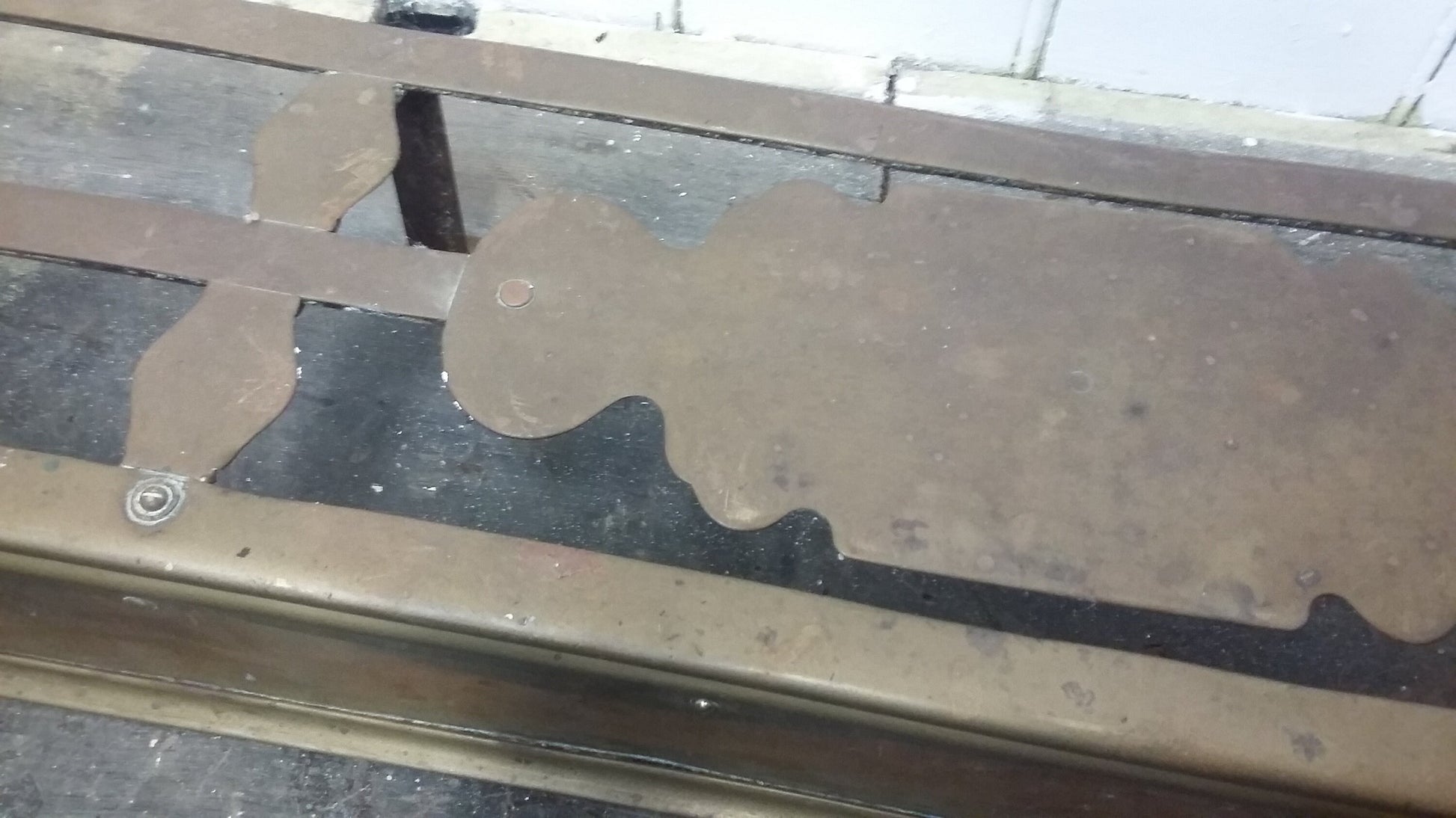 Vintage Heavy Brass Fender Fire Curb Fireplace.