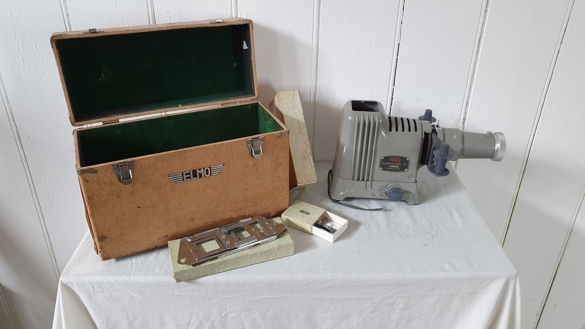 Boxed Elmo Vintage Retro Slide Photo Projector Mid 20th Century