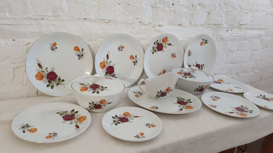Vintage Retro Alfred Meakin ‘Old White’ Flower Floral Roses Part Dinner Service Plates and Tureens