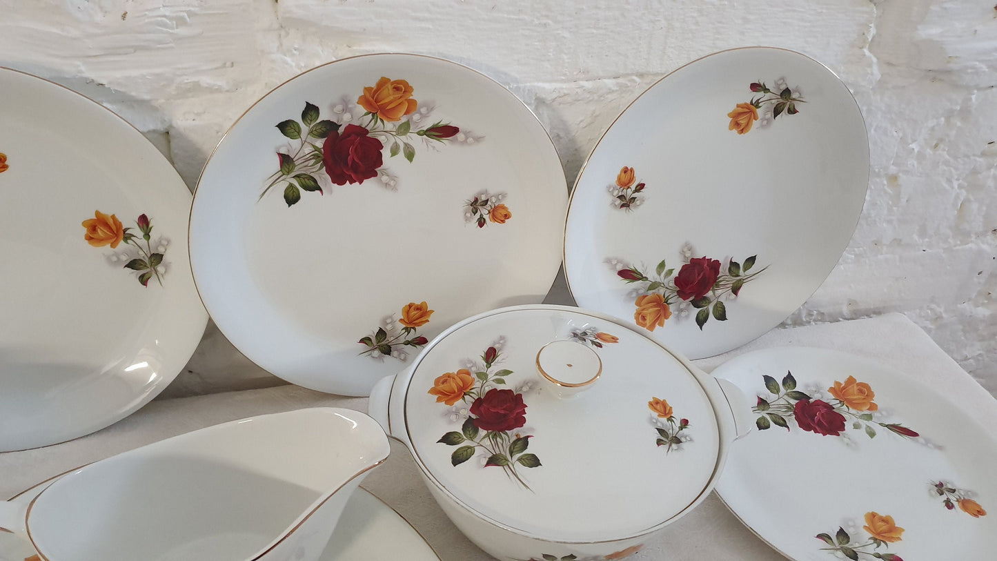 Vintage Retro Alfred Meakin ‘Old White’ Flower Floral Roses Part Dinner Service Plates and Tureens