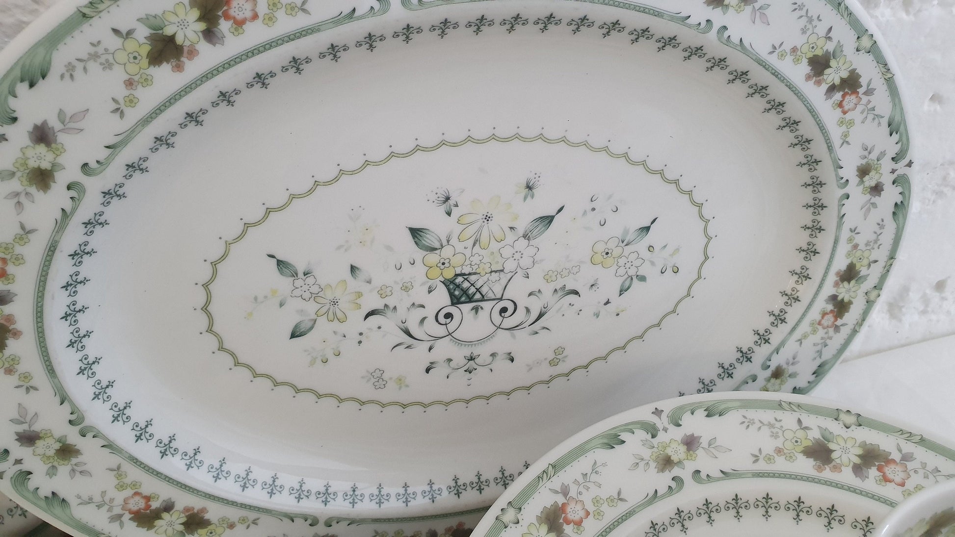 Large Bone China Royal Doulton Dinner Service ‘Provencal’ Pattern