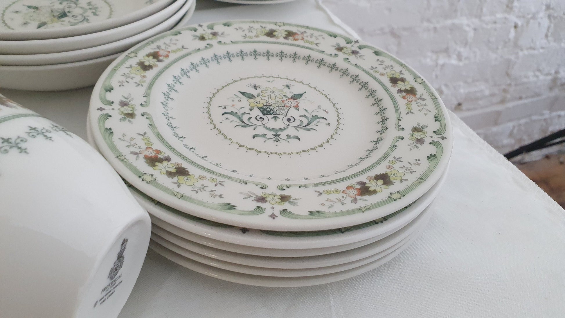 Large Bone China Royal Doulton Dinner Service ‘Provencal’ Pattern