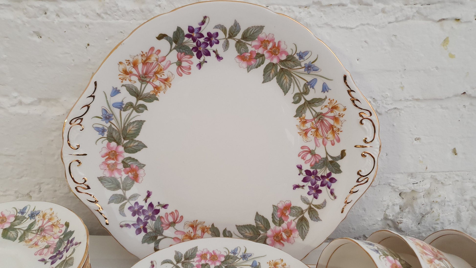 21 Piece Top Quality Vintage Paragon Bone China ‘Country Lane’ Floral Flower Teaset Tea Set Cups and Saucers.
