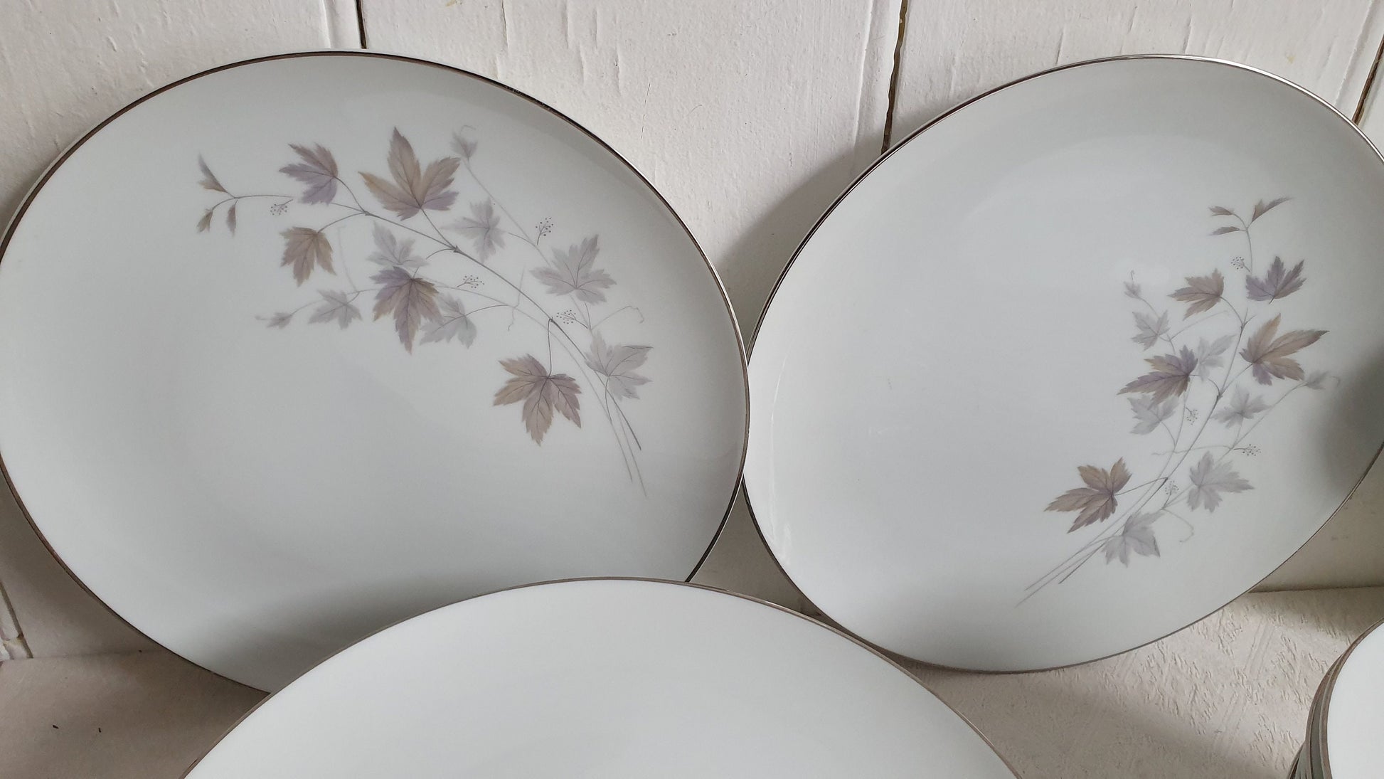 23 Quality Noritake Harwood Autumn Leaves Browns Lilac Hues Dinner Salad Plates