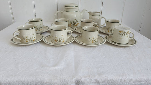 Quality Vintage Retro Tea Set Tea Service For 6 1977 Will ‘o The Wisp Royal Doulton