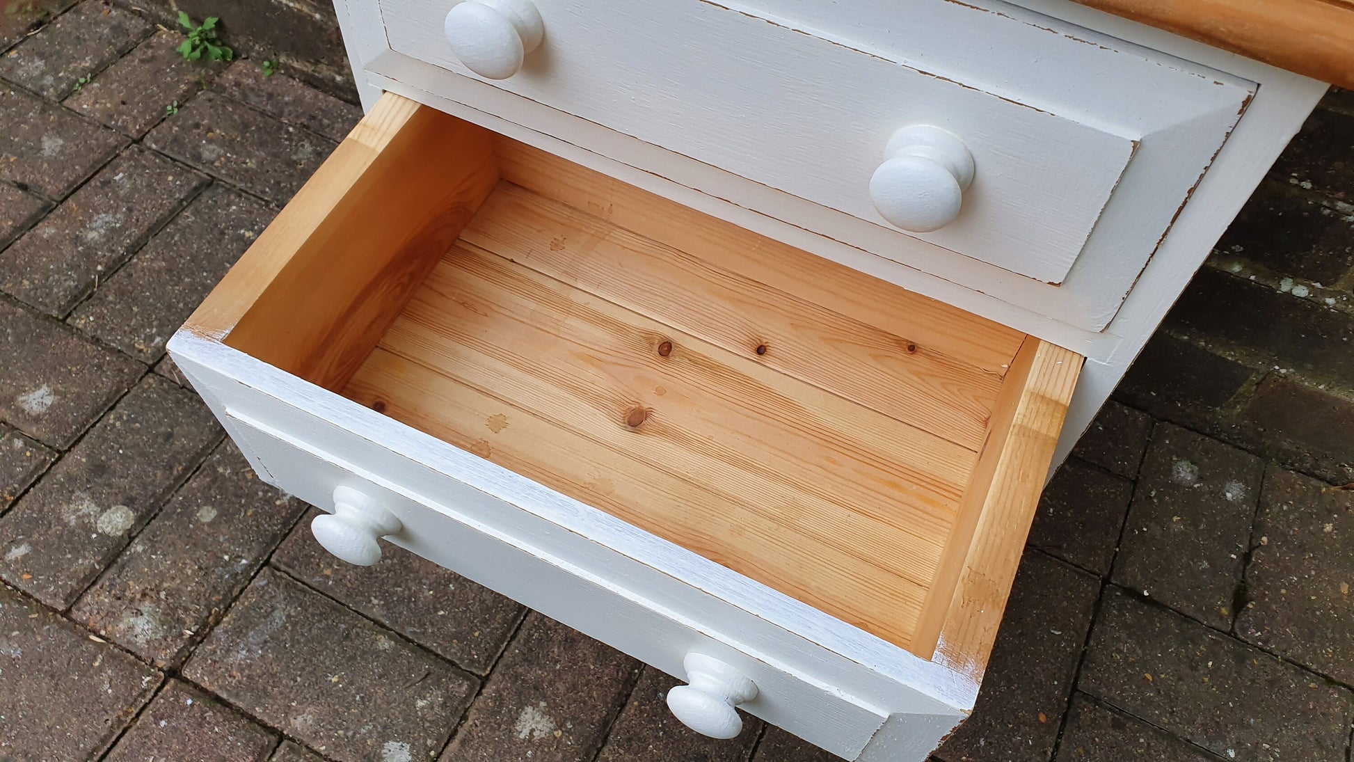 80’s Hand Painted Bedside Chest of Drawers Table Solid Pine in Farrow and Ball Wimborne White and Gold Acrylic Pine Stripped Pine Top