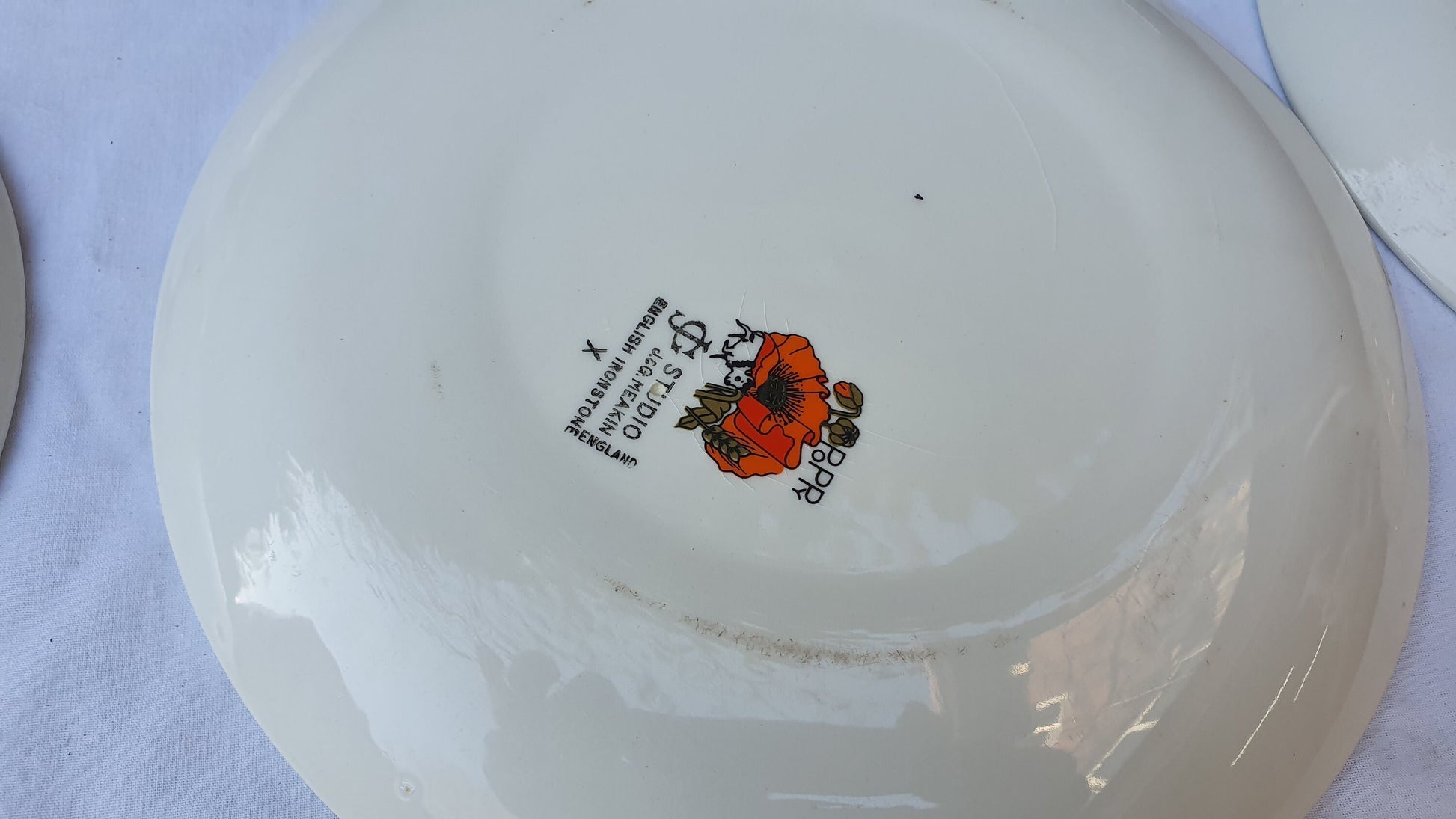 Various Vintage Retro Johnson Brothers Poppies Dinnerware Plates Excellent Condition