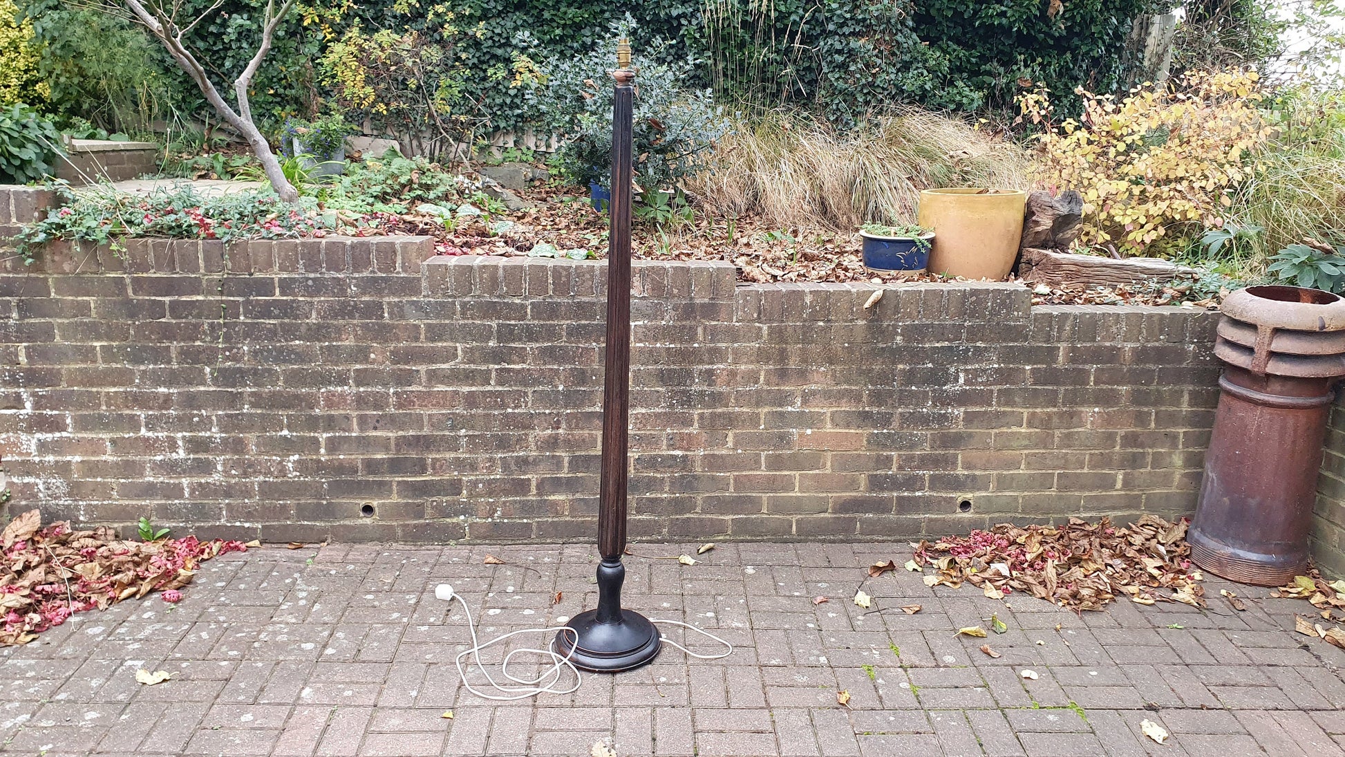 Vintage Wooden Fluted Standard Lamp Working 10 ft Lead