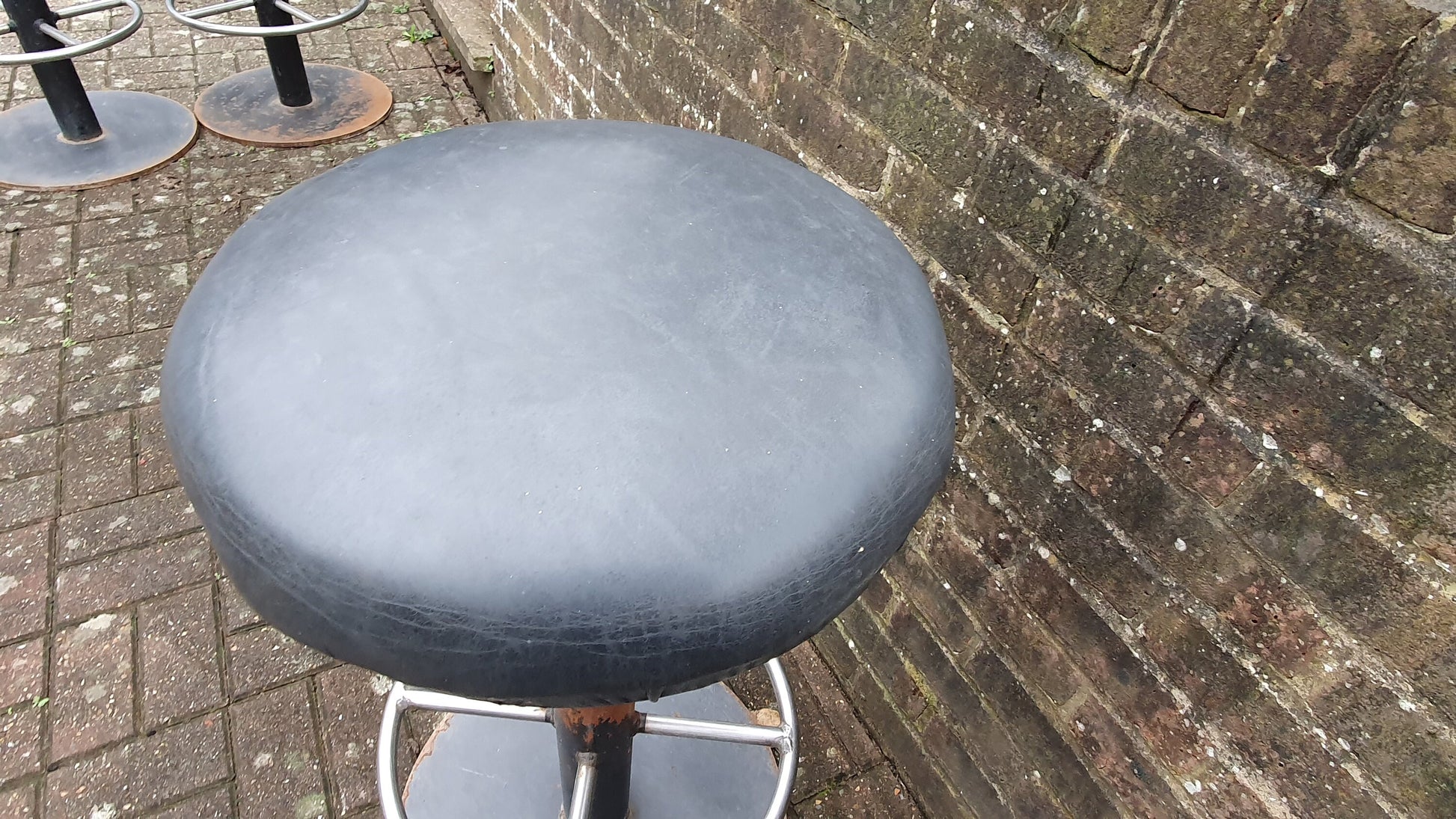 26 kg Vintage 70's Retro Bar Stool Solid Iron Chrome Leatherette Superb Quality and Style