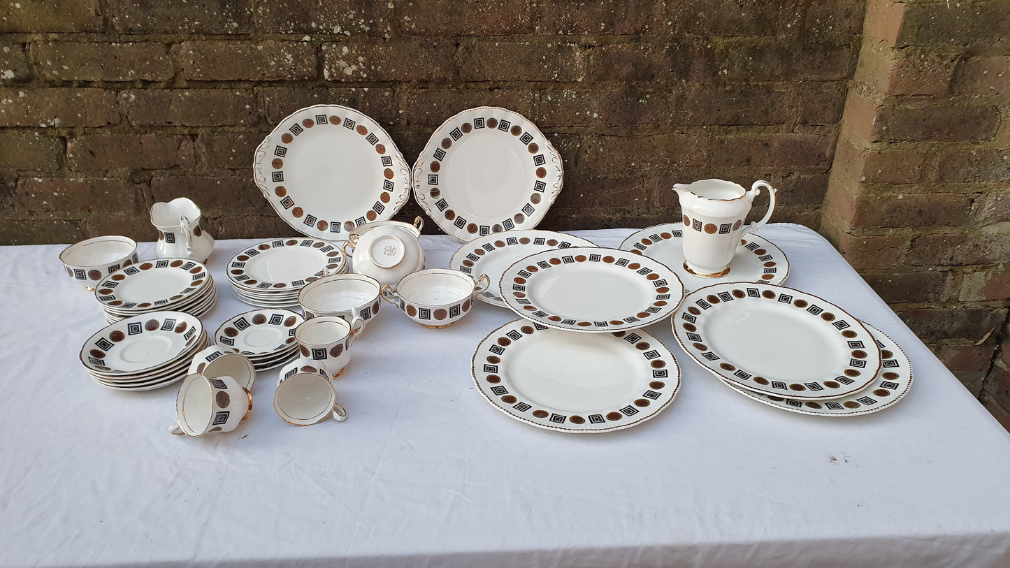 Dinner Tea Service Lubern Bone China 22 Kt Gold Sunflower Retro