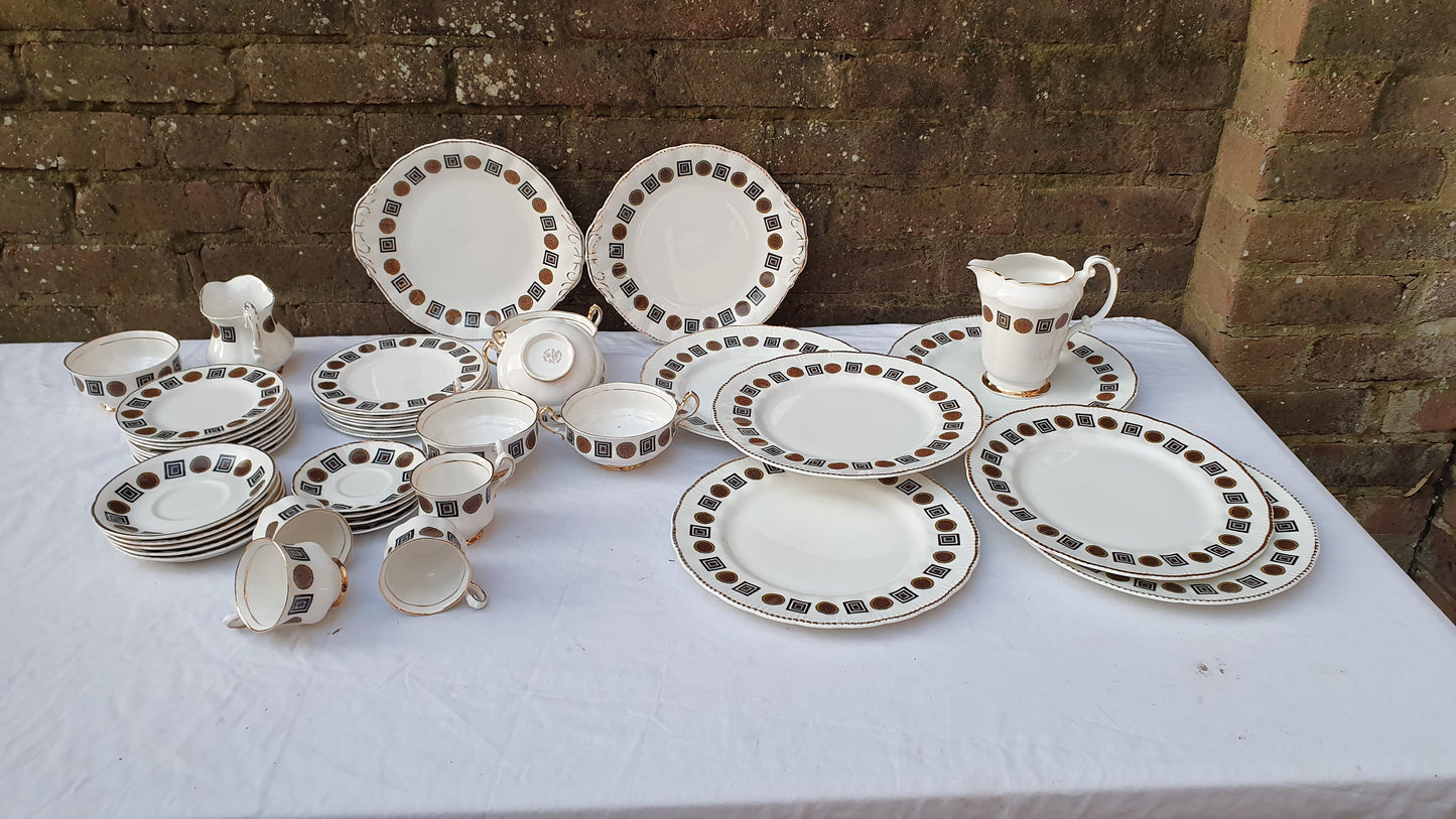 Dinner Tea Service Lubern Bone China 22 Kt Gold Sunflower Retro