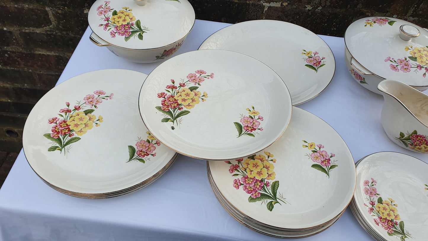Stunning Vintage Retro Part Floral Dinner Service Meakin ‘Spring Bouquet’