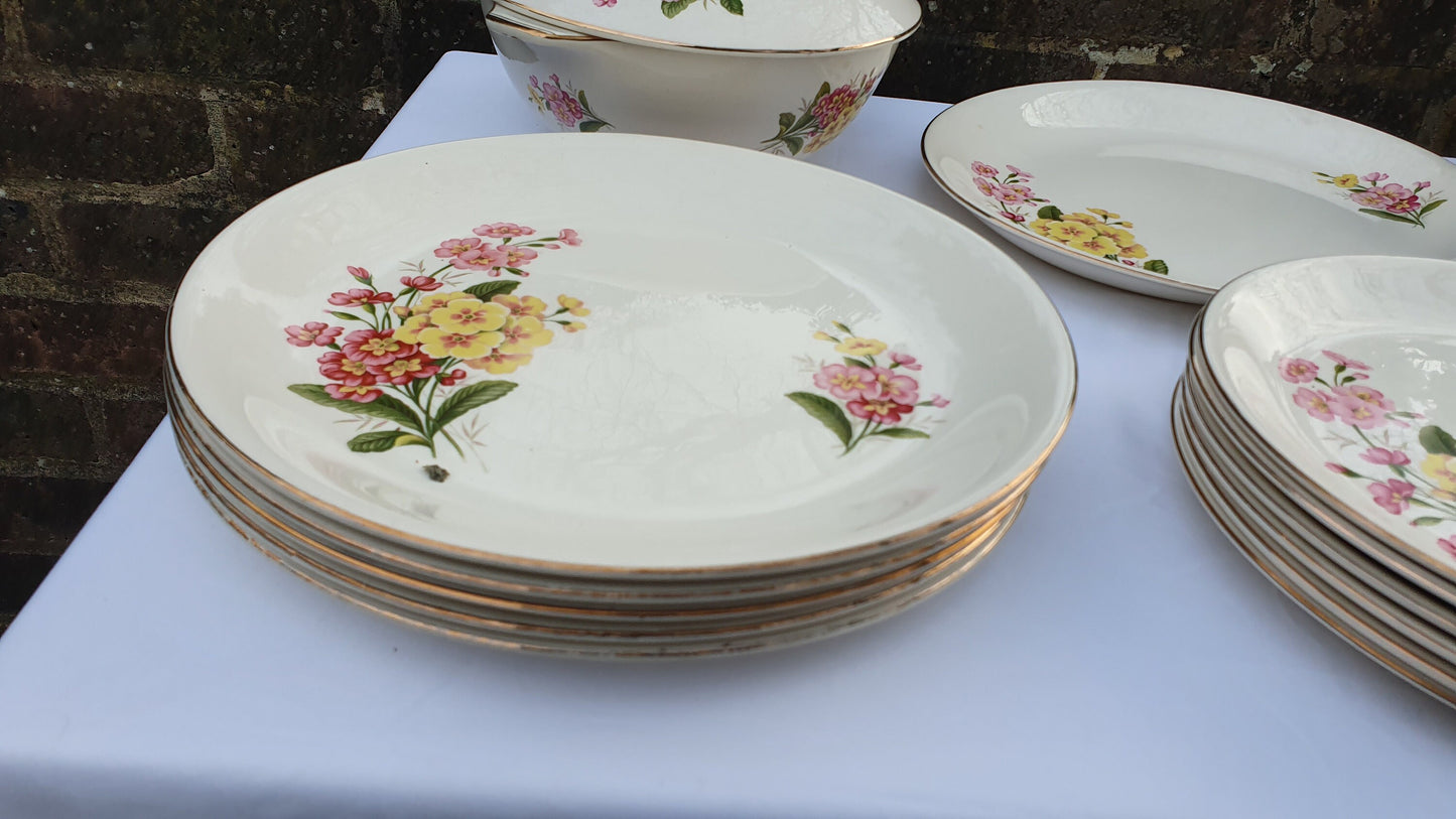 Stunning Vintage Retro Part Floral Dinner Service Meakin ‘Spring Bouquet’