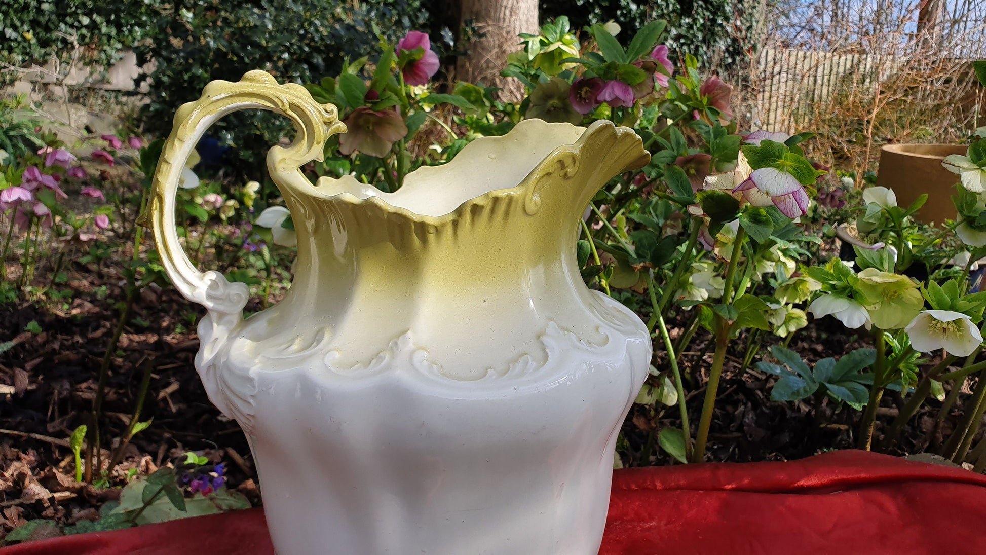Impressive Green and White Vintage White Ewer Jug From Basin Set Victorian Ceramic Jug