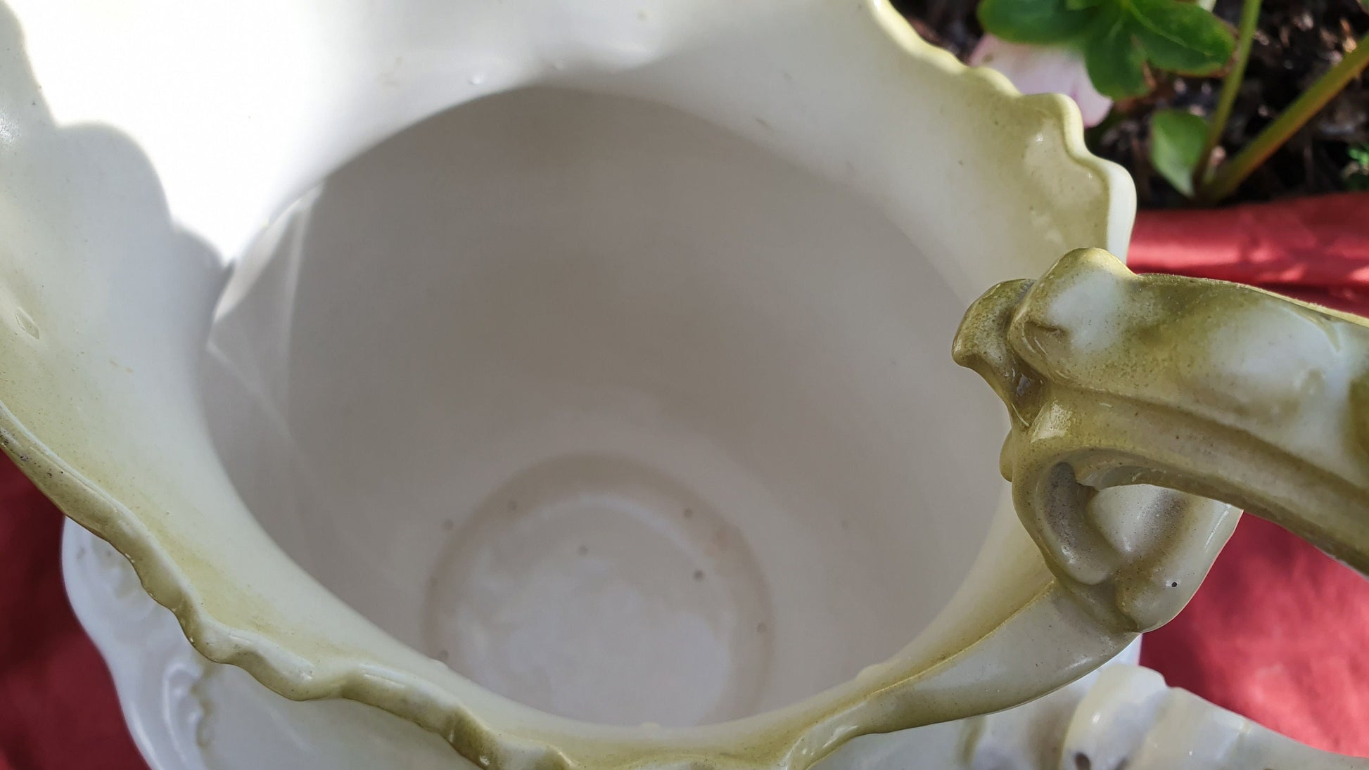 Impressive Green and White Vintage White Ewer Jug From Basin Set Victorian Ceramic Jug