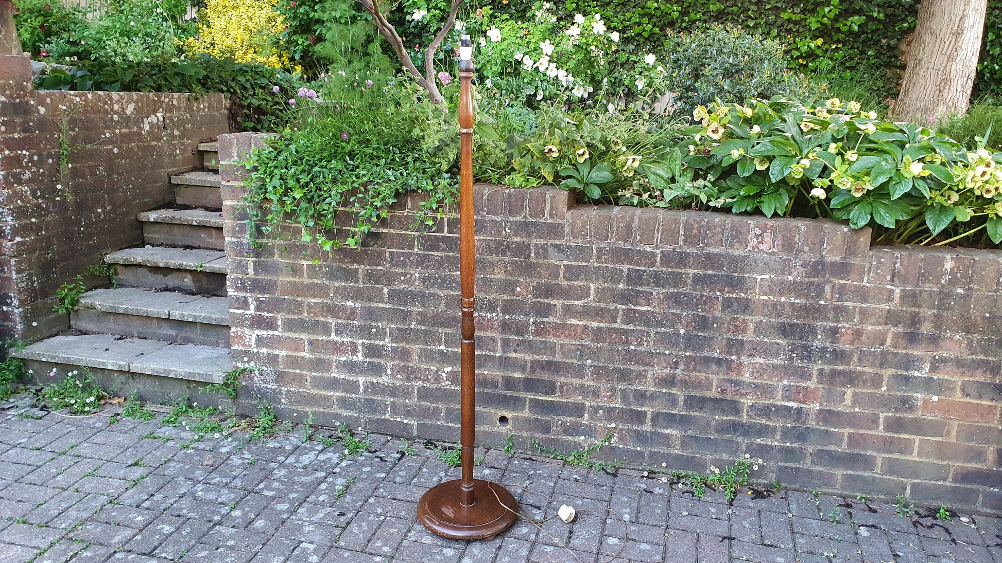 Vintage Stained Oak Effect Turned Standard Lamp.
