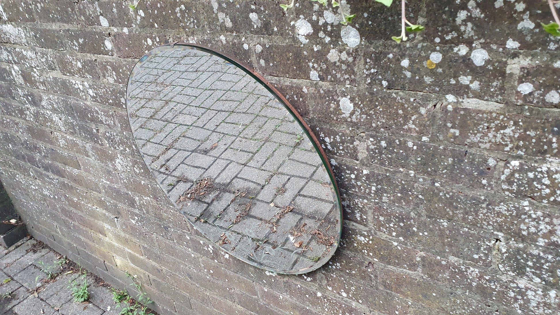 Large Vintage Retro Round Mirror Etched Flower Decoration 60 cm Diameter